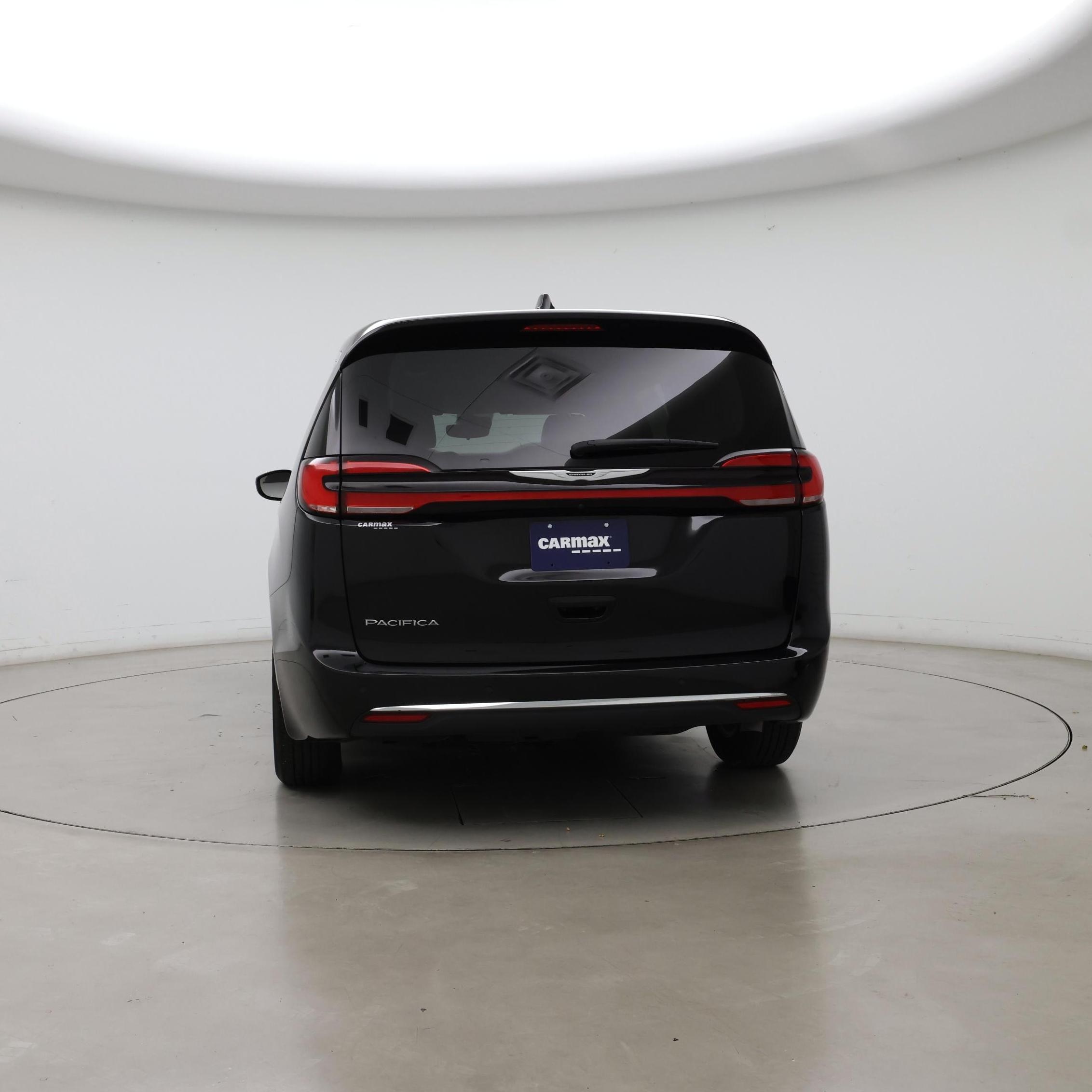 Thumbnail: 2024 Chrysler Pacifica - 6