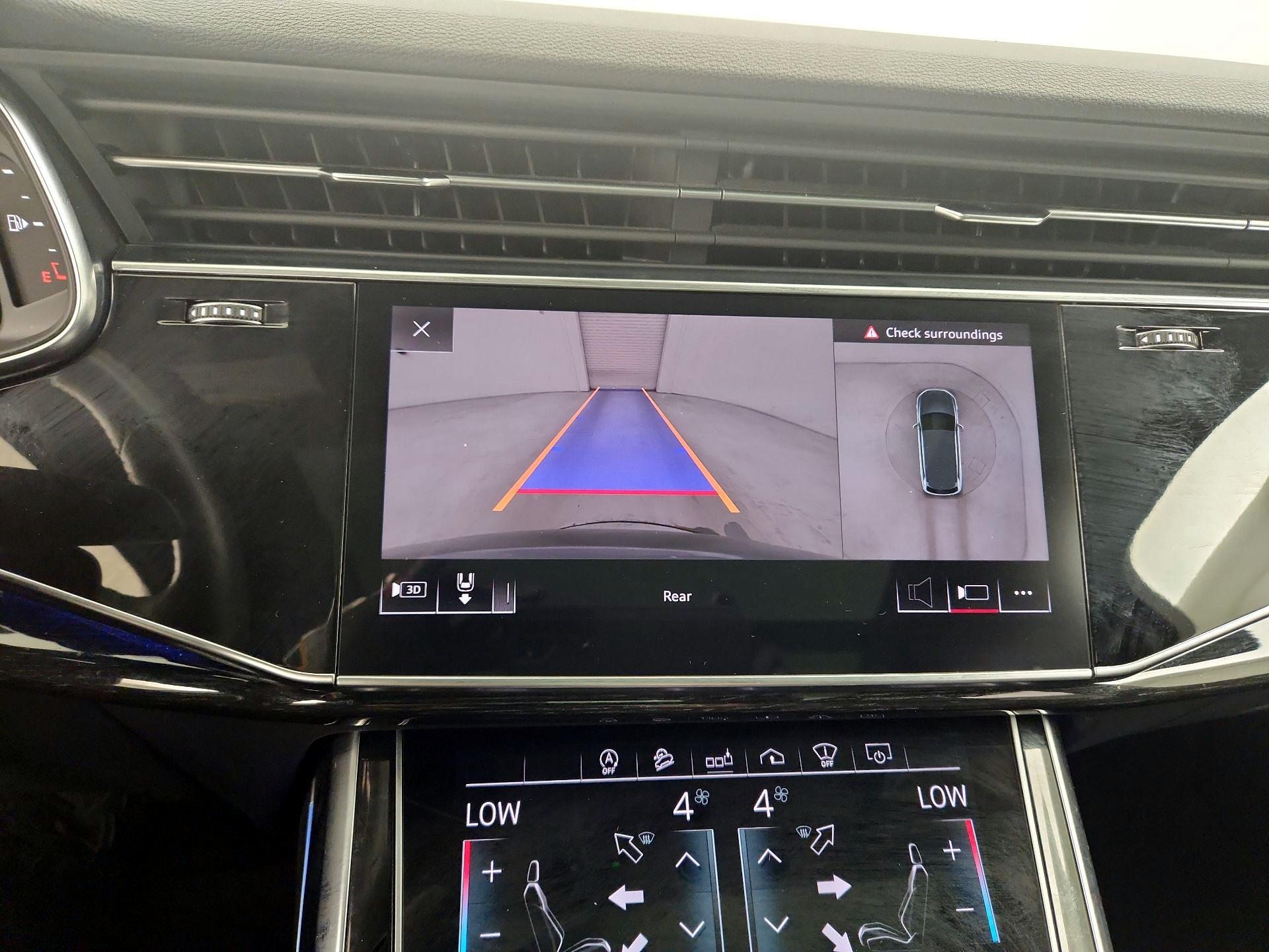 Thumbnail: 2020 Audi Q7 - 15