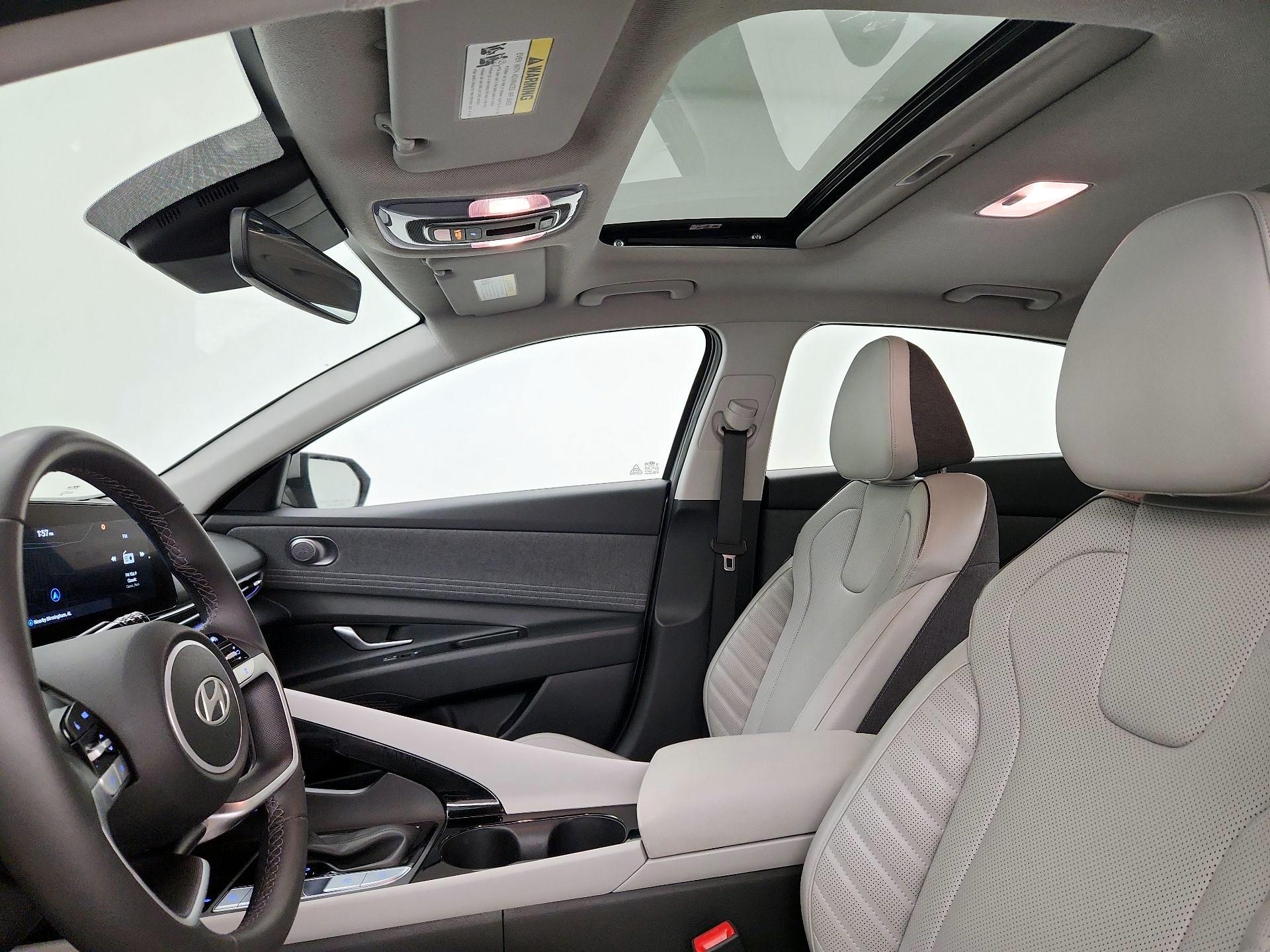 Thumbnail: 2025 Hyundai Elantra - 20