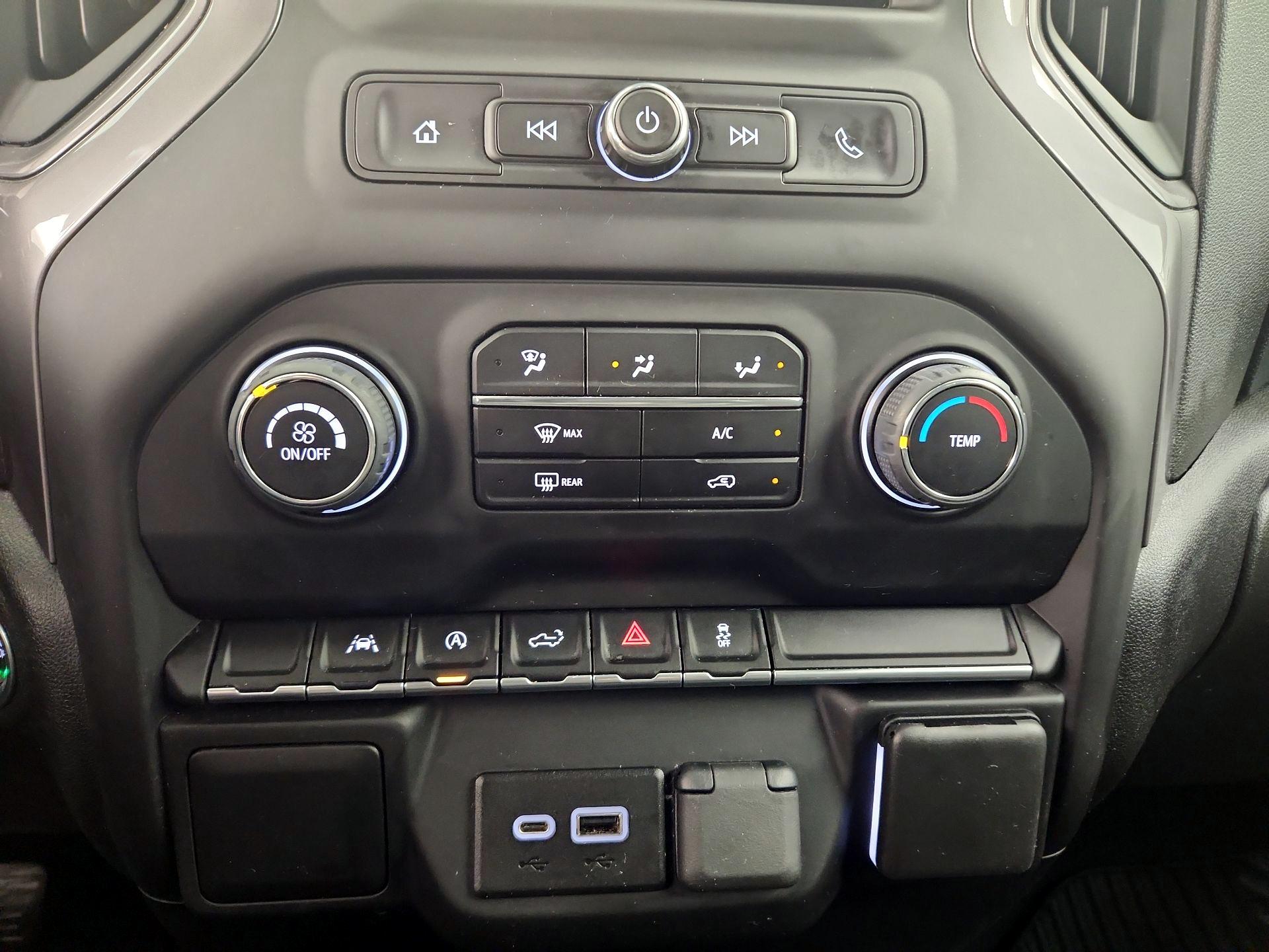 Thumbnail: 2022 Chevrolet Silverado 1500 - 16