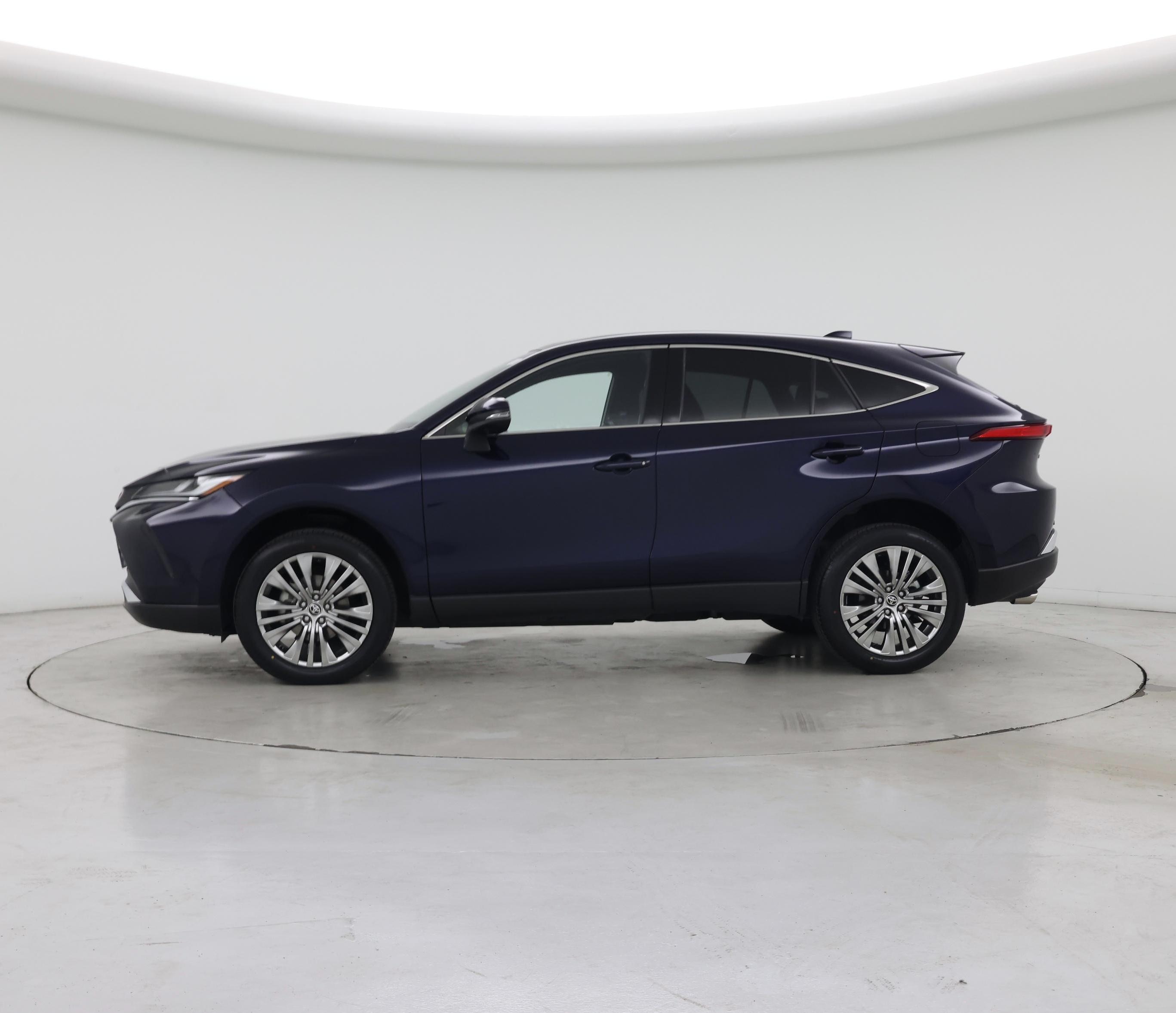 Thumbnail: 2023 Toyota Venza - 3
