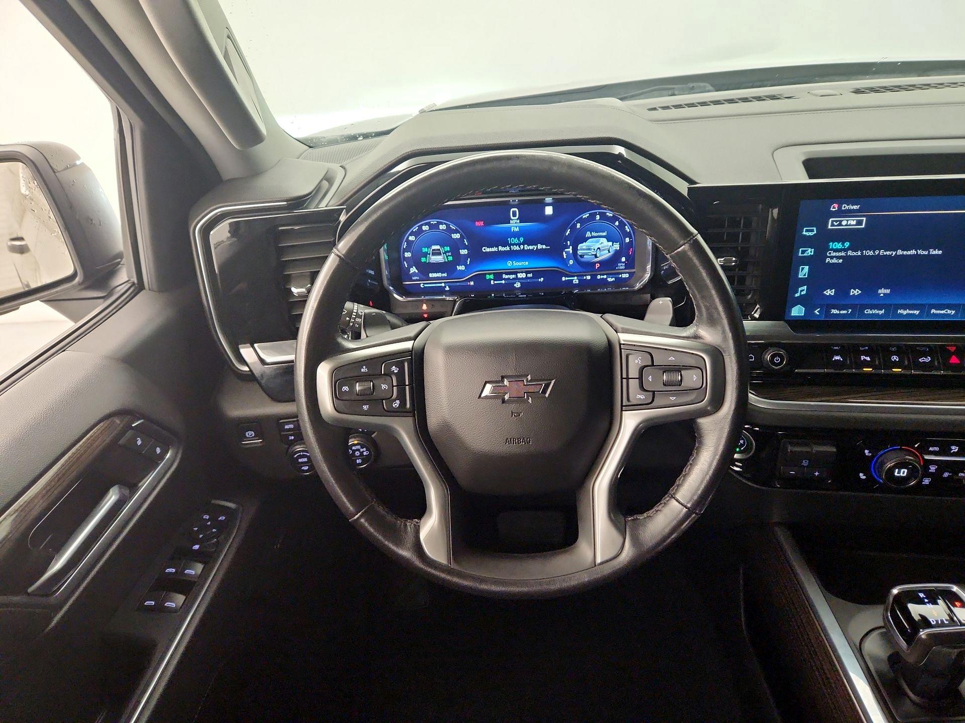 Thumbnail: 2022 Chevrolet Silverado 1500 - 10