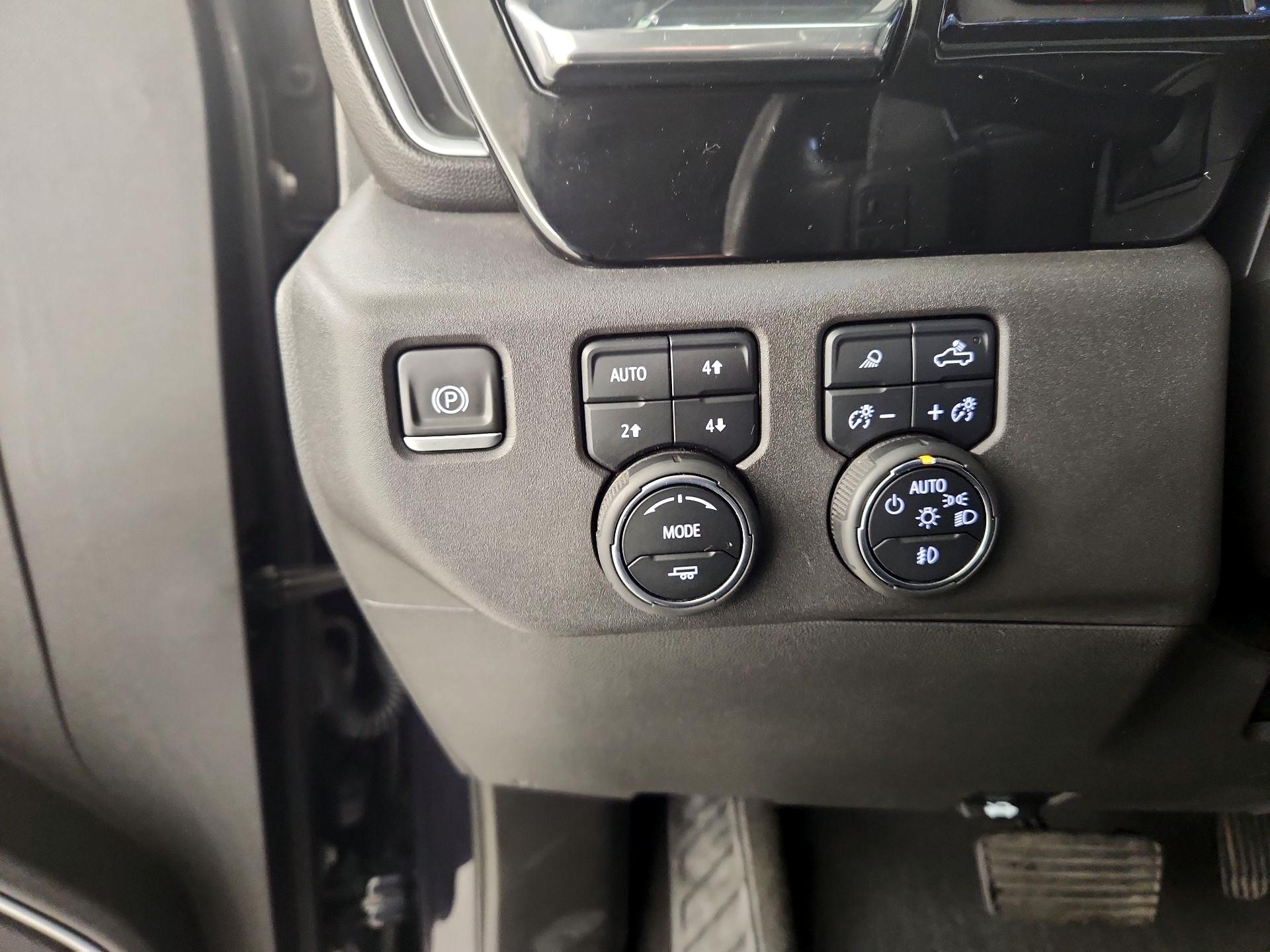 Thumbnail: 2022 Chevrolet Silverado 1500 - 13