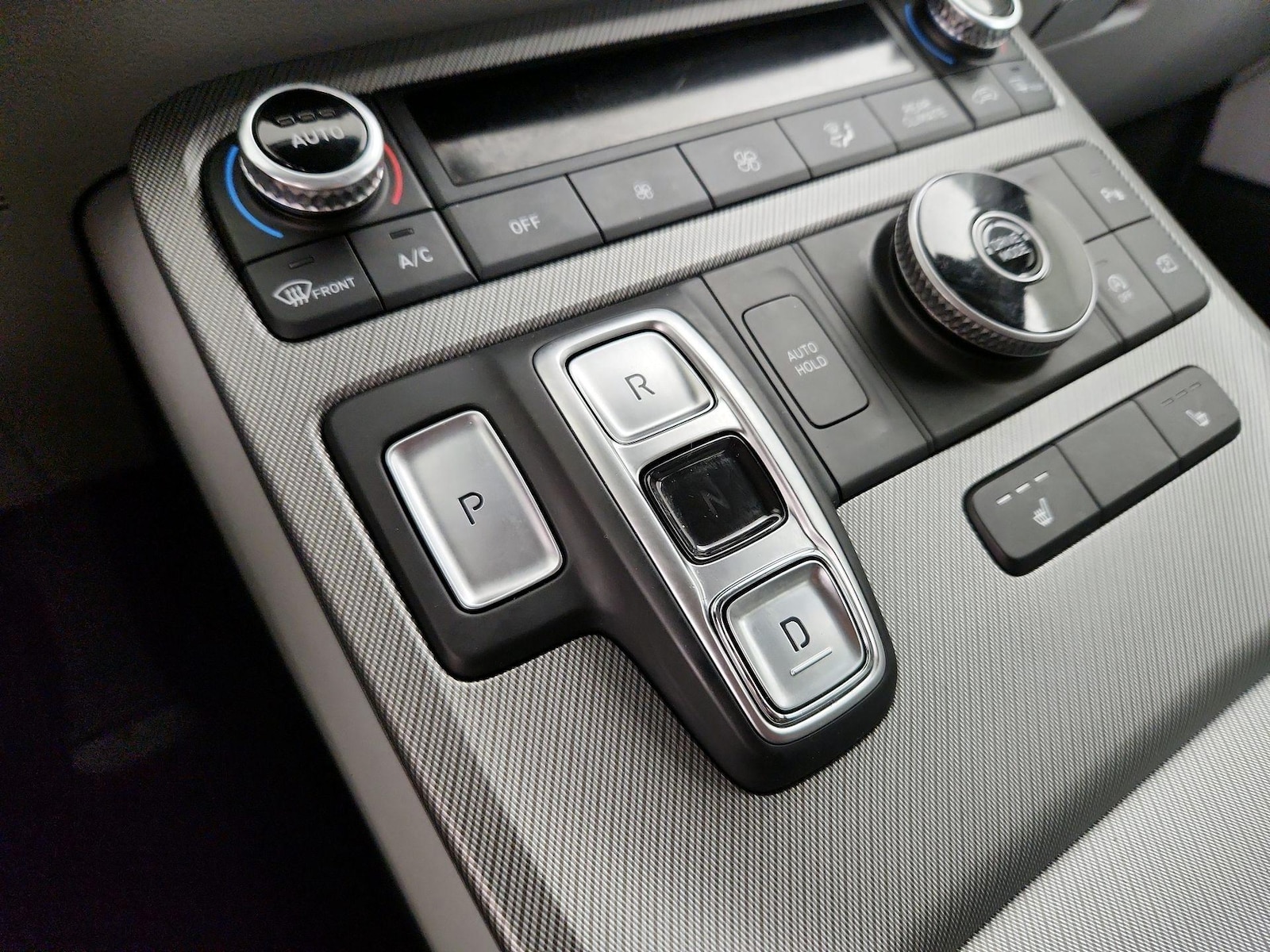 2025 Hyundai Palisade SEL - Photo 19