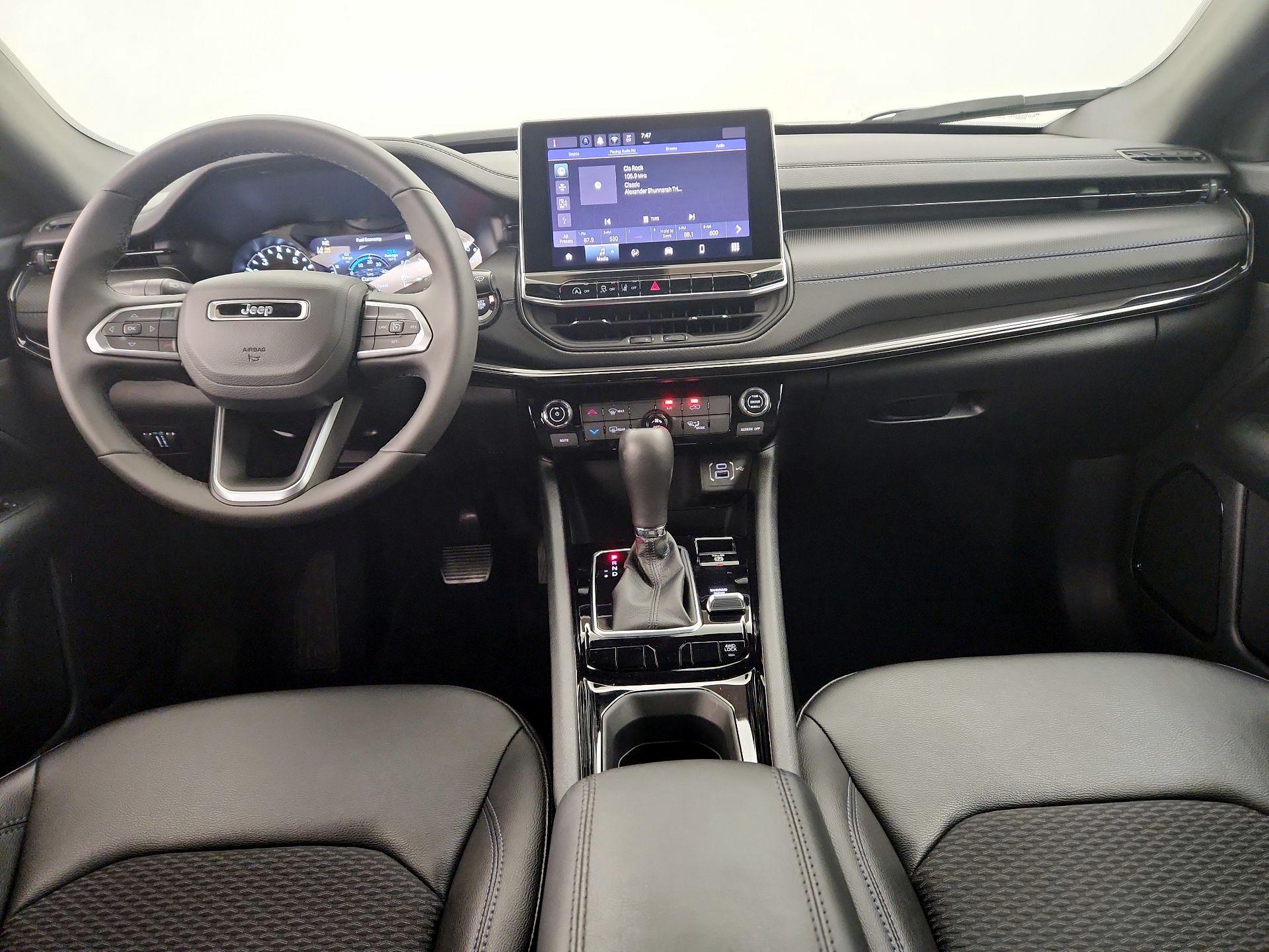 Thumbnail: 2025 Jeep Compass - 9