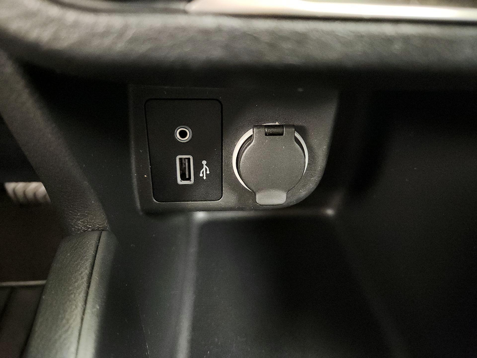 Thumbnail: 2021 Nissan Kicks - 18