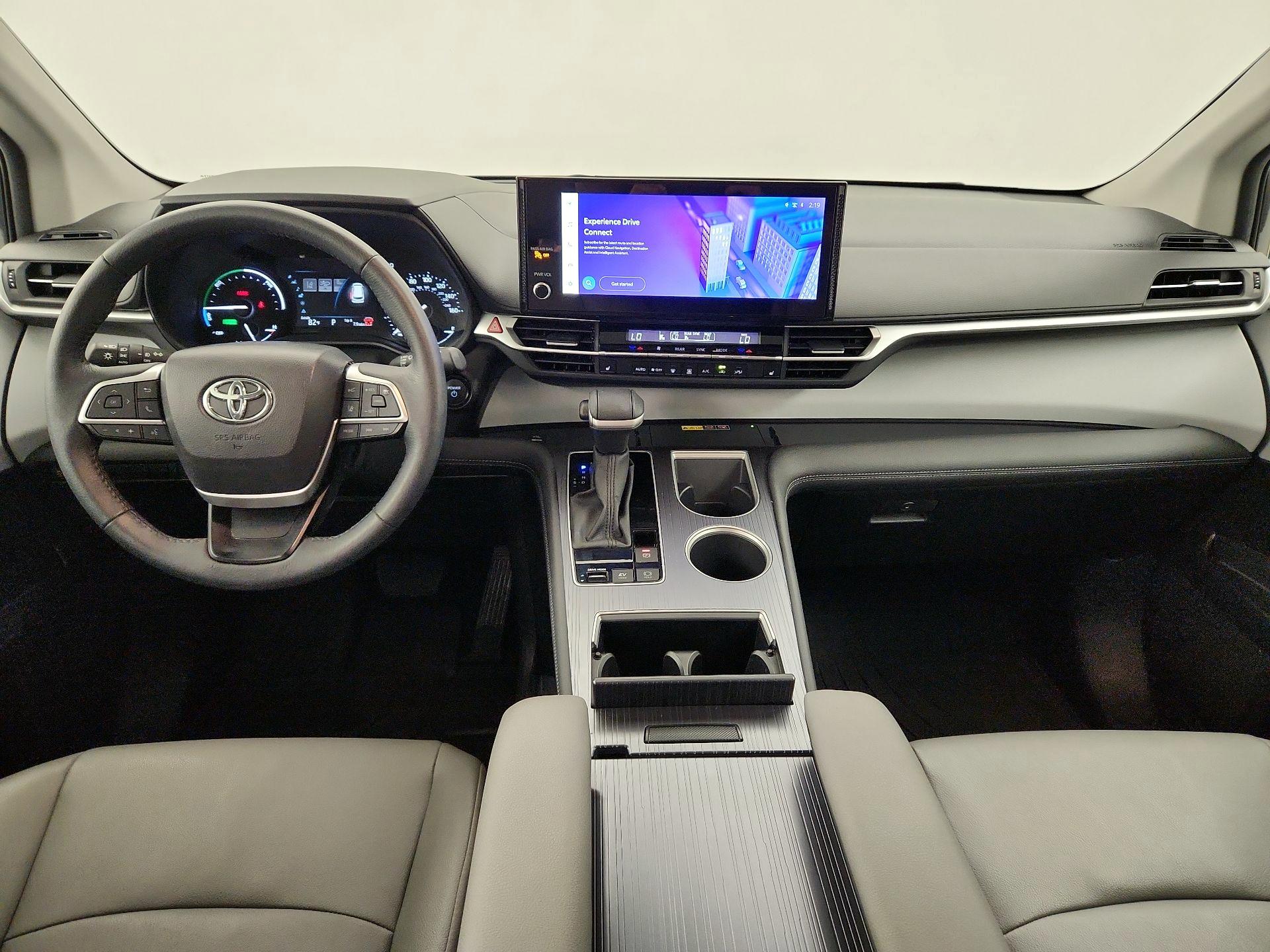 Thumbnail: 2025 Toyota Sienna - 9