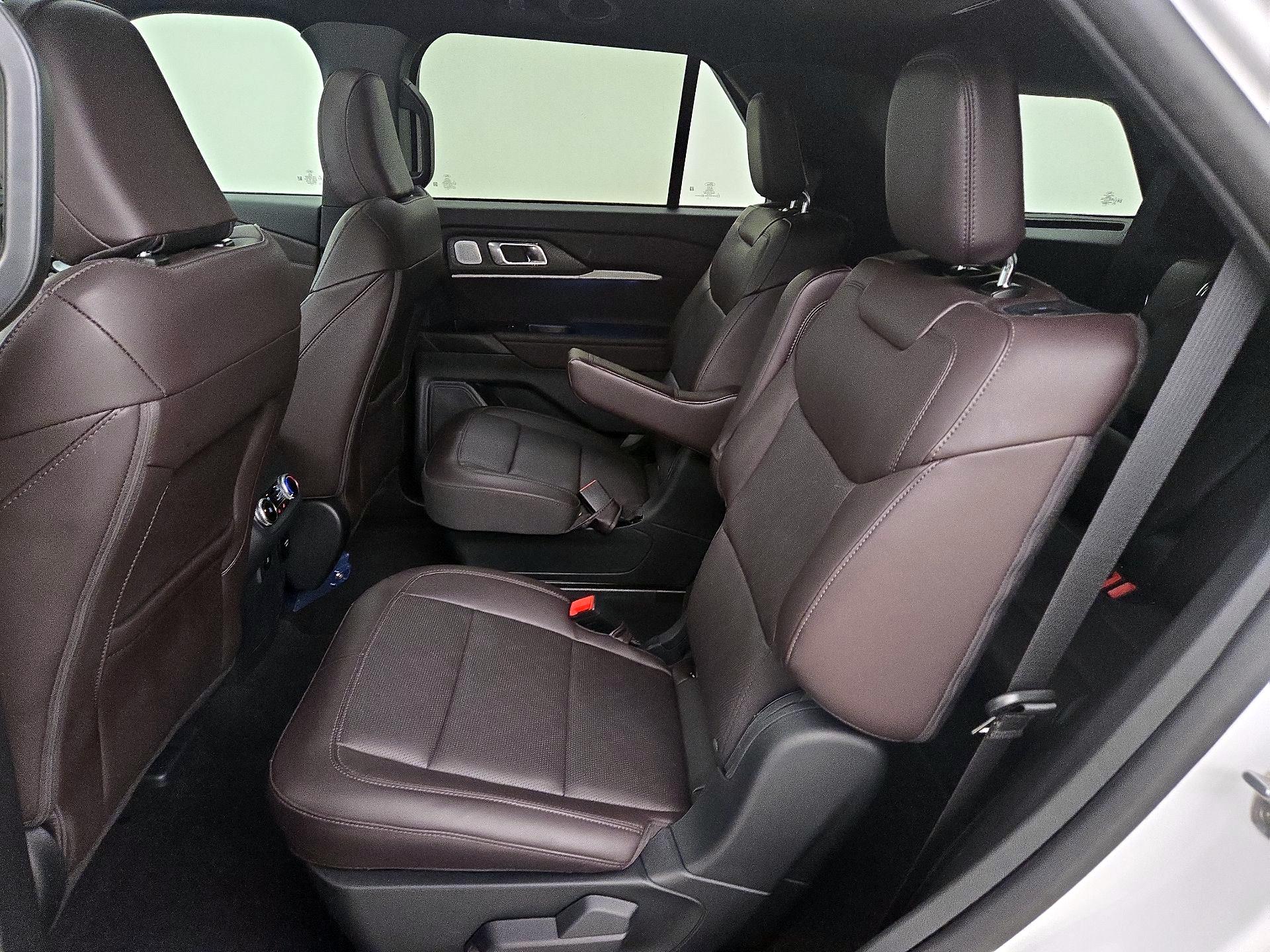 Thumbnail: 2025 Ford Explorer - 20