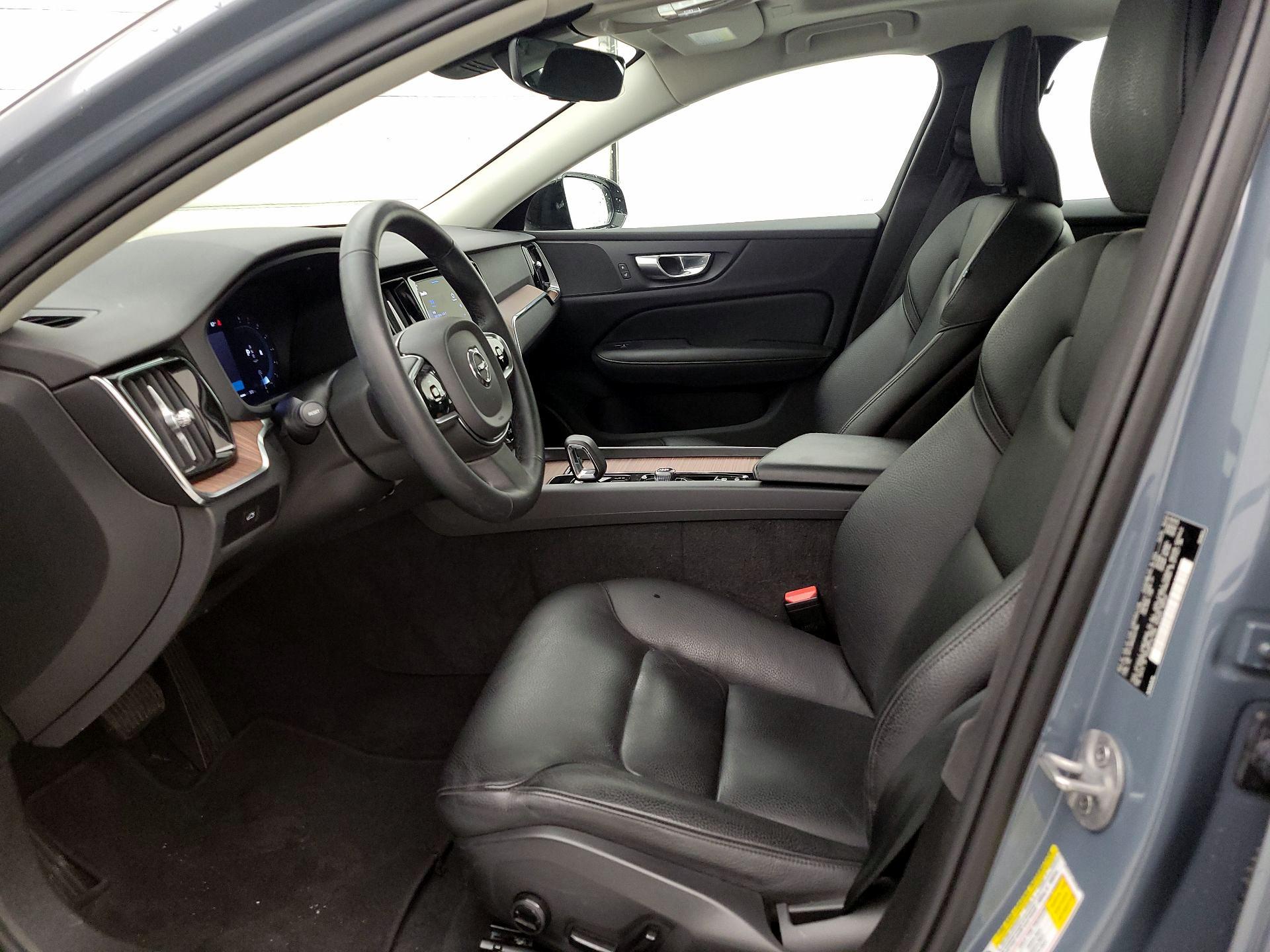 Thumbnail: 2024 Volvo S60 - 11