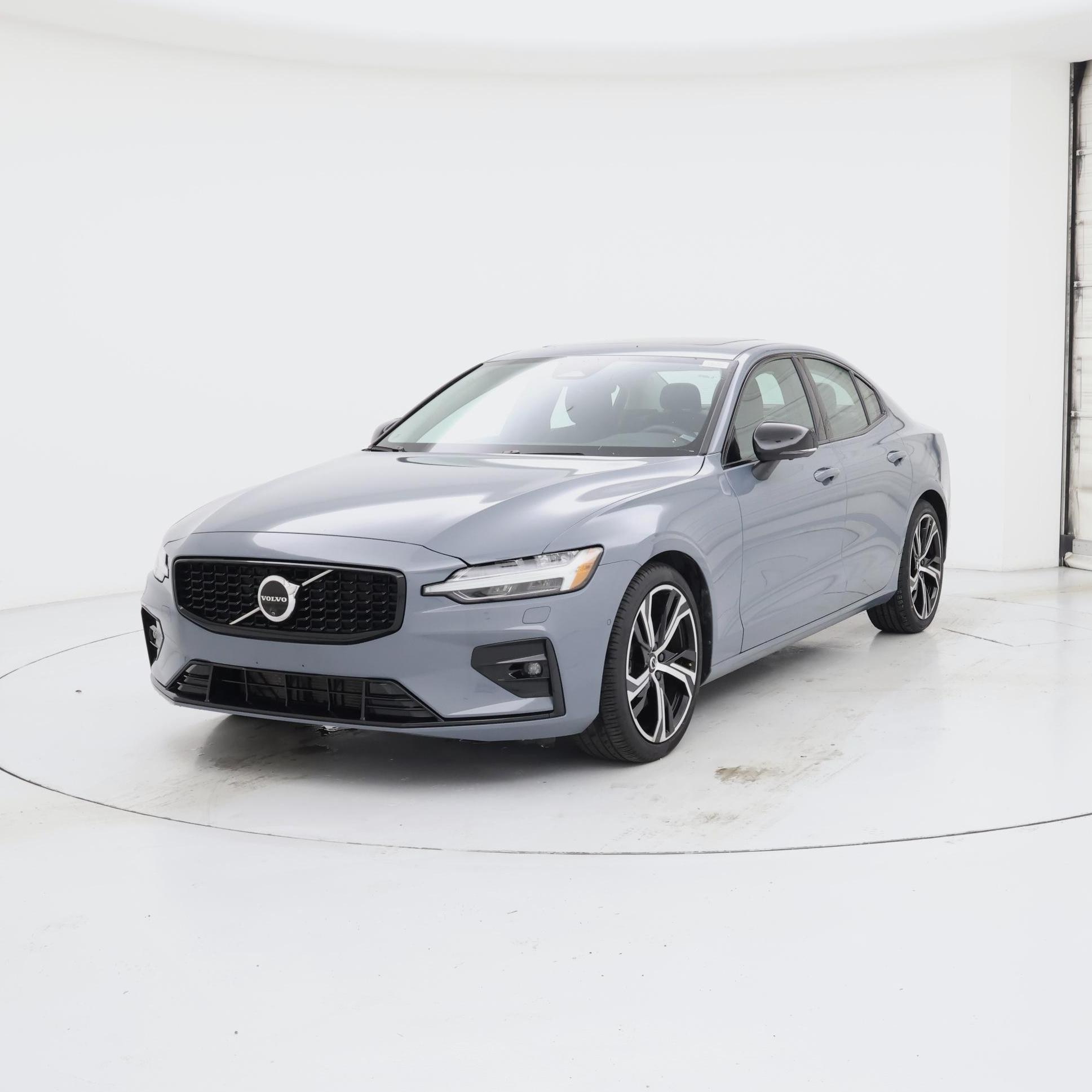 Thumbnail: 2024 Volvo S60 - 4
