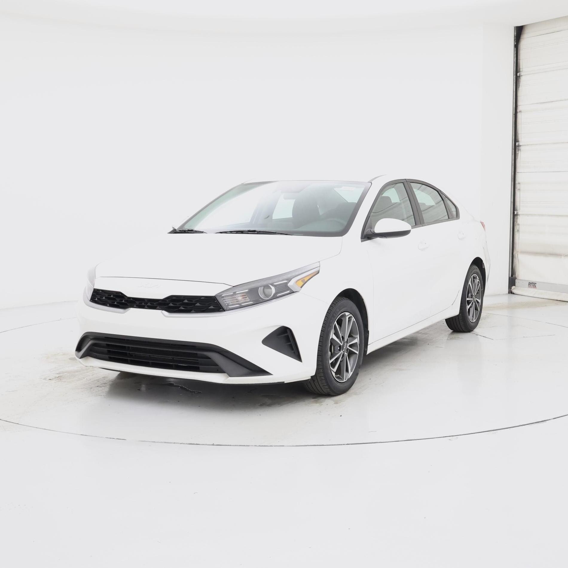 Thumbnail: 2024 Kia Forte - 4