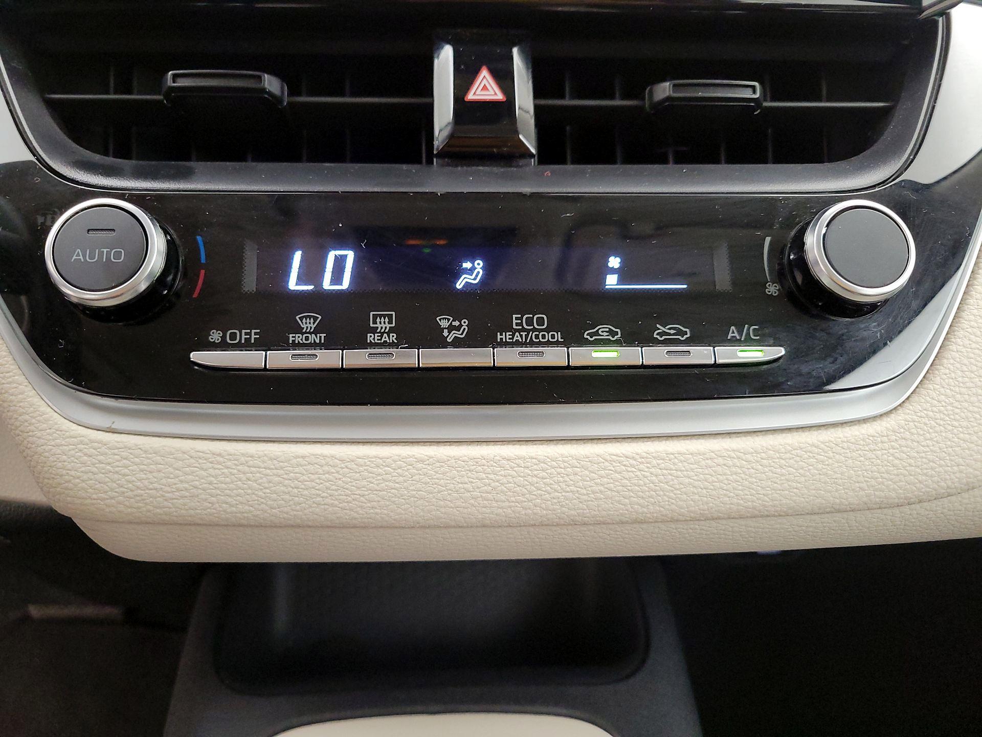 Thumbnail: 2024 Toyota Corolla - 16