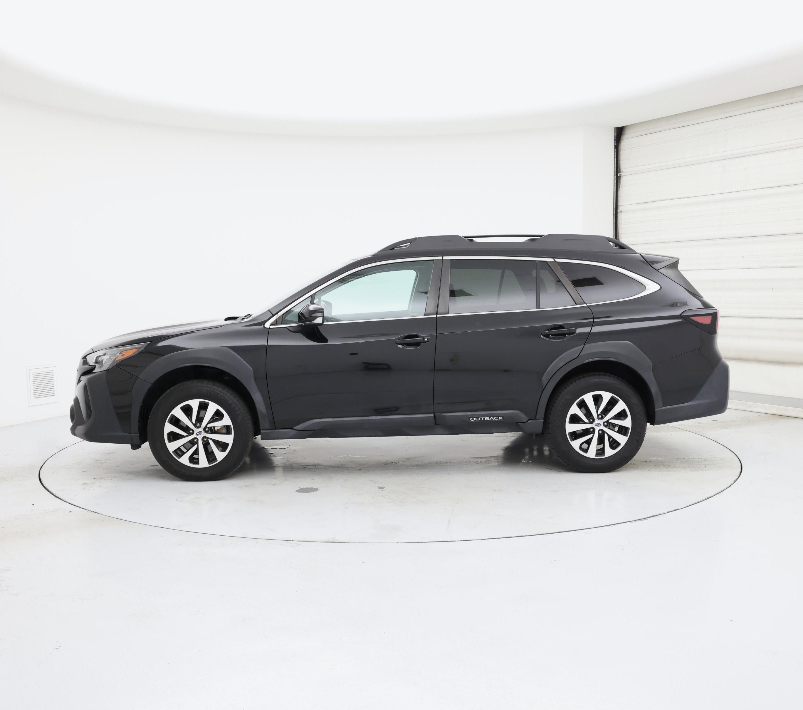 Thumbnail: 2023 Subaru Outback - 3