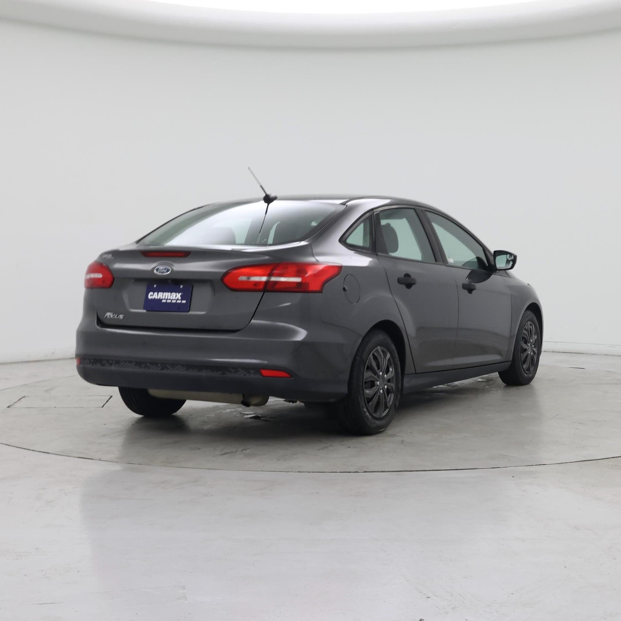 Thumbnail: 2017 Ford Focus - 8