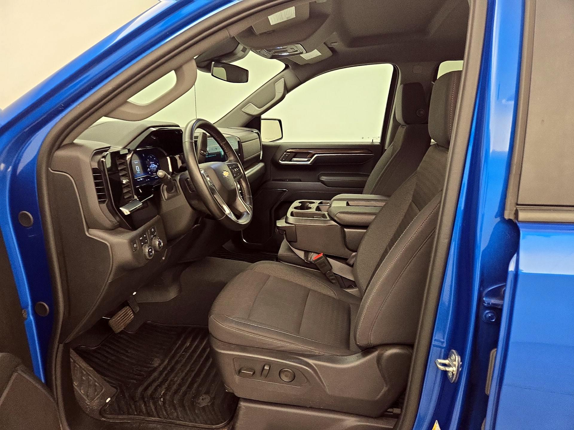 Thumbnail: 2024 Chevrolet Silverado 1500 - 11