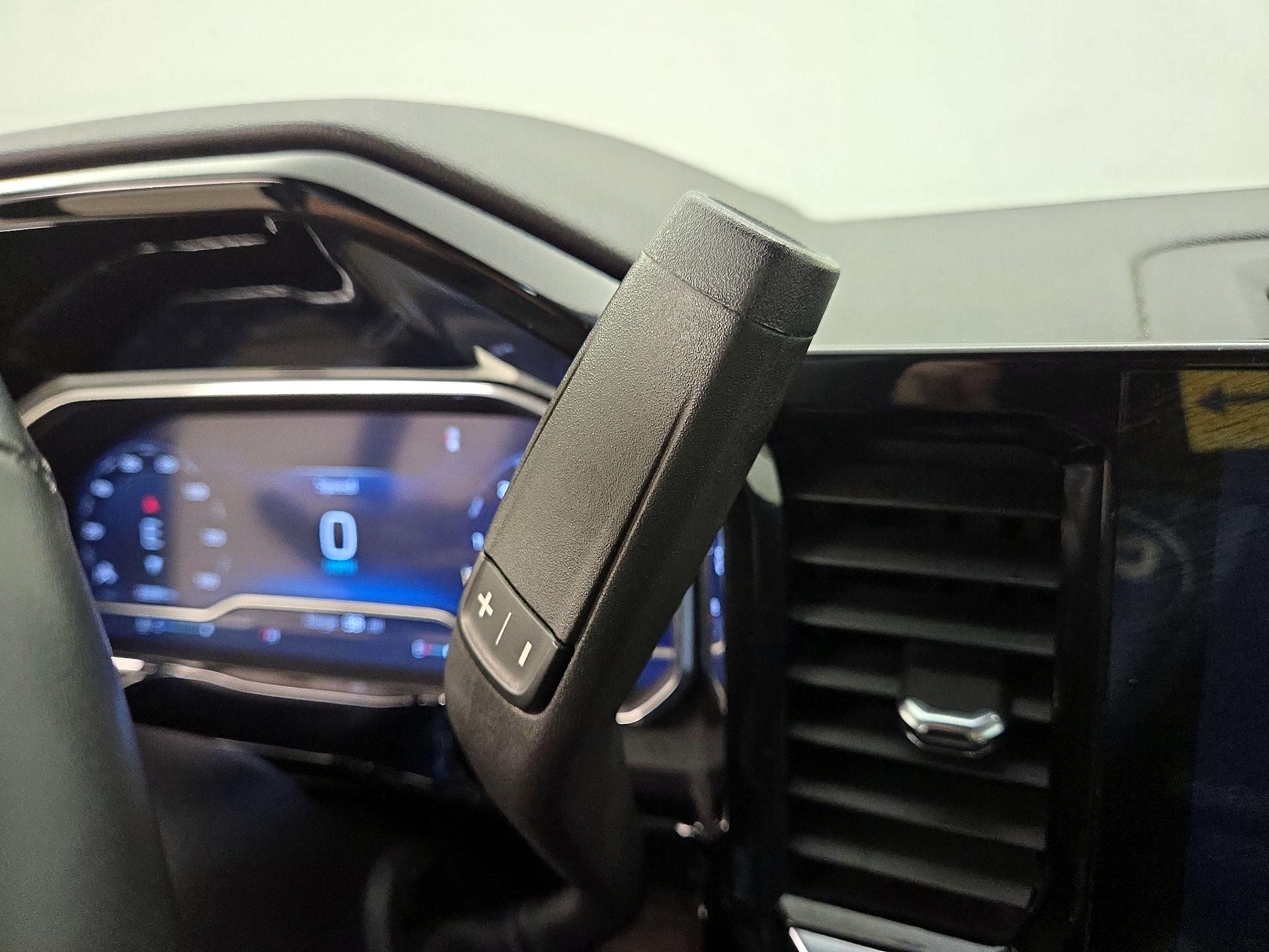 Thumbnail: 2024 Chevrolet Silverado 1500 - 17
