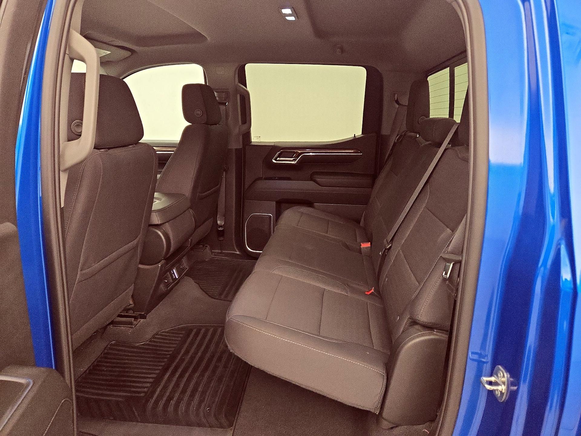 Thumbnail: 2024 Chevrolet Silverado 1500 - 19