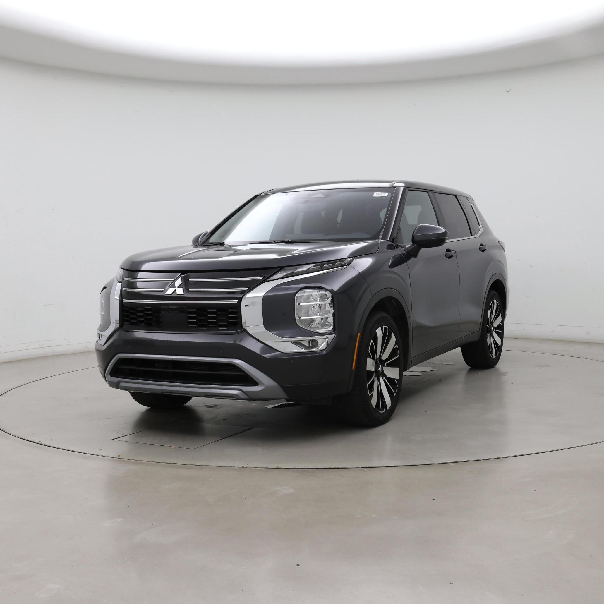 Thumbnail: 2025 Mitsubishi Outlander - 4