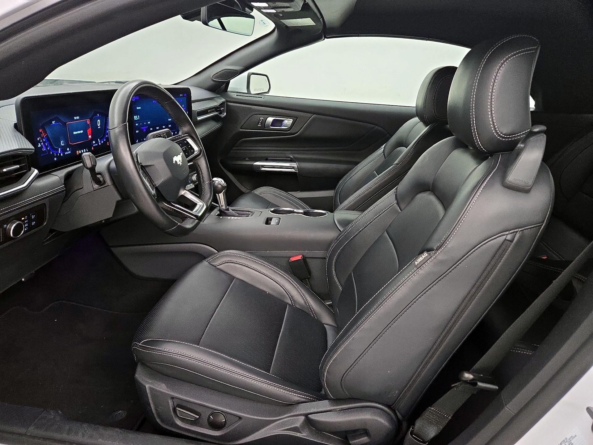 Thumbnail: 2025 Ford Mustang - 11