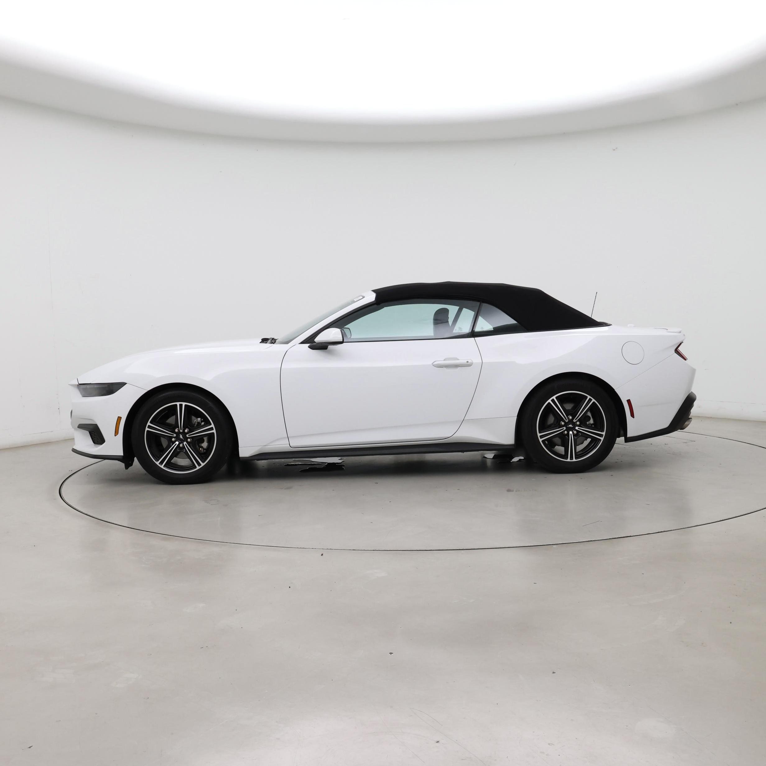 Thumbnail: 2025 Ford Mustang - 3