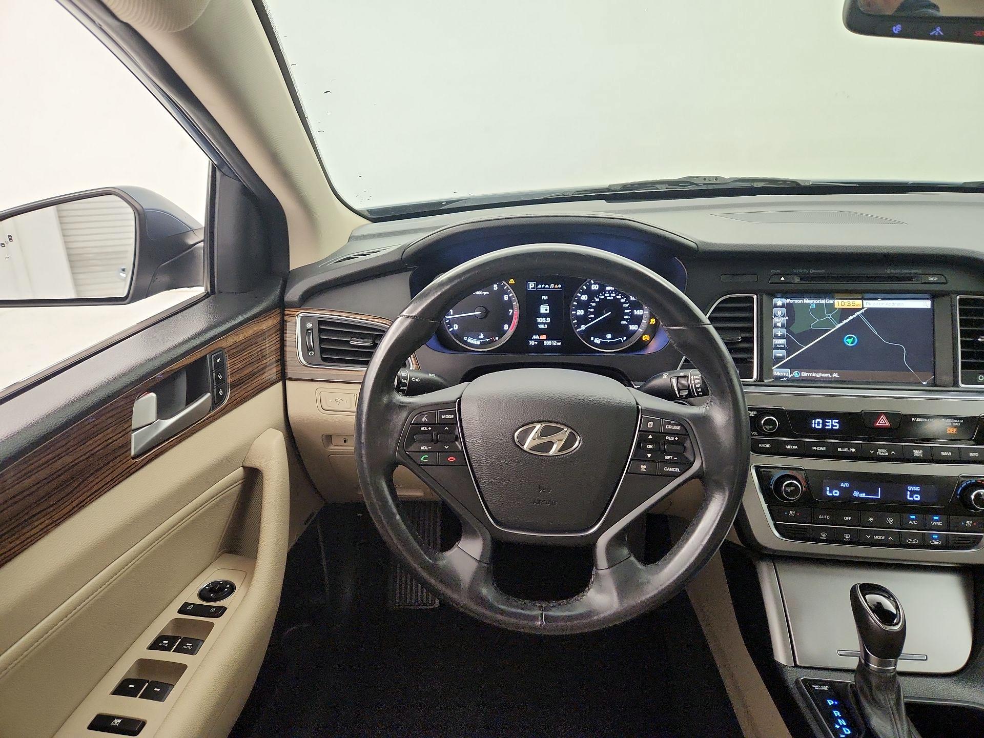 Thumbnail: 2017 Hyundai Sonata - 10