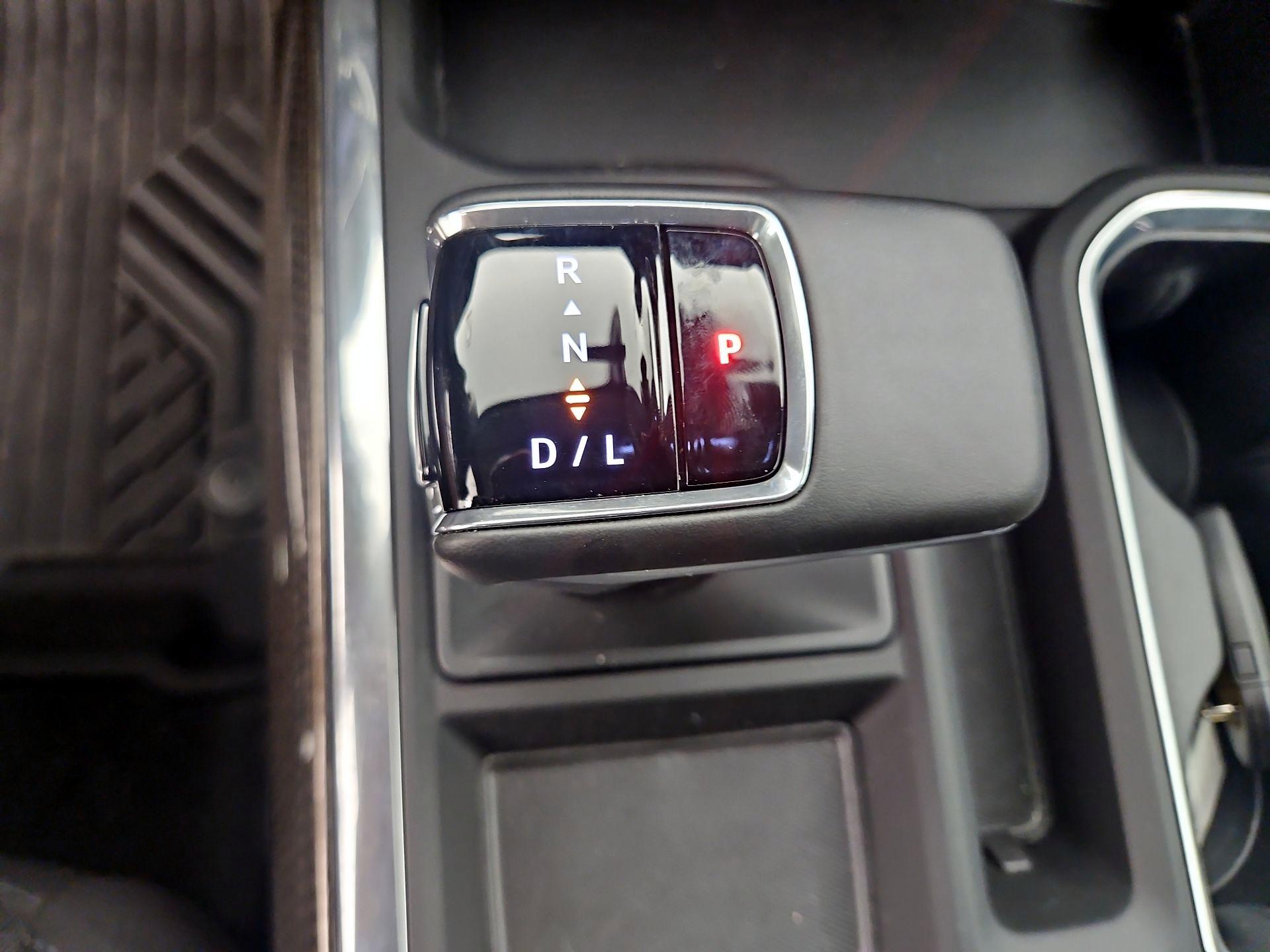 Thumbnail: 2025 Chevrolet Silverado 1500 - 18