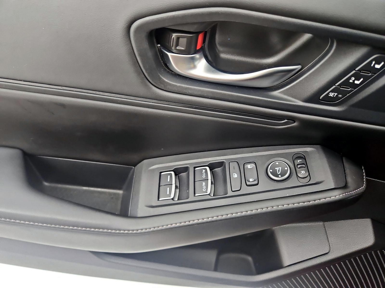 2023 Honda Accord Hybrid Sport-L - Photo 13