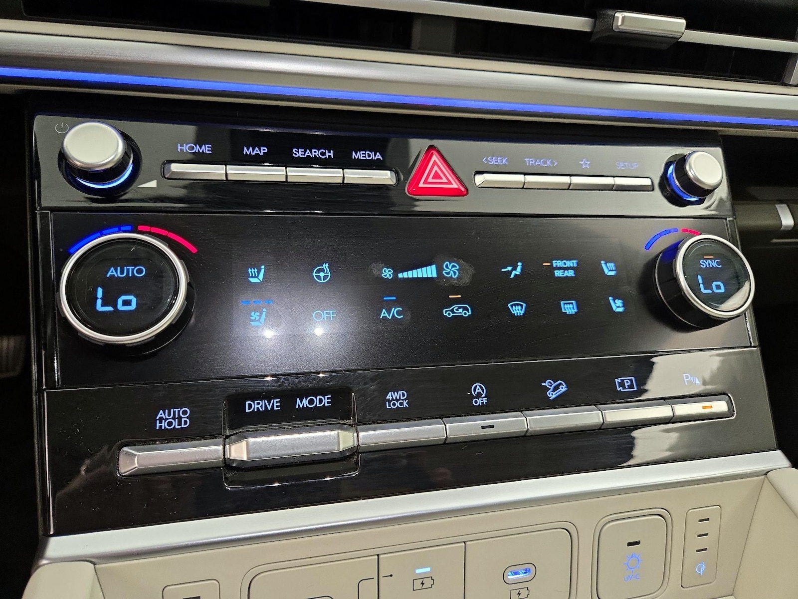 2024 Hyundai Santa Fe Calligraphy - Photo 18