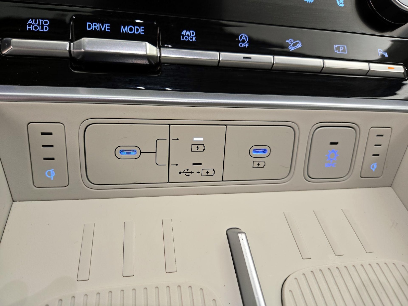 2024 Hyundai Santa Fe Calligraphy - Photo 20