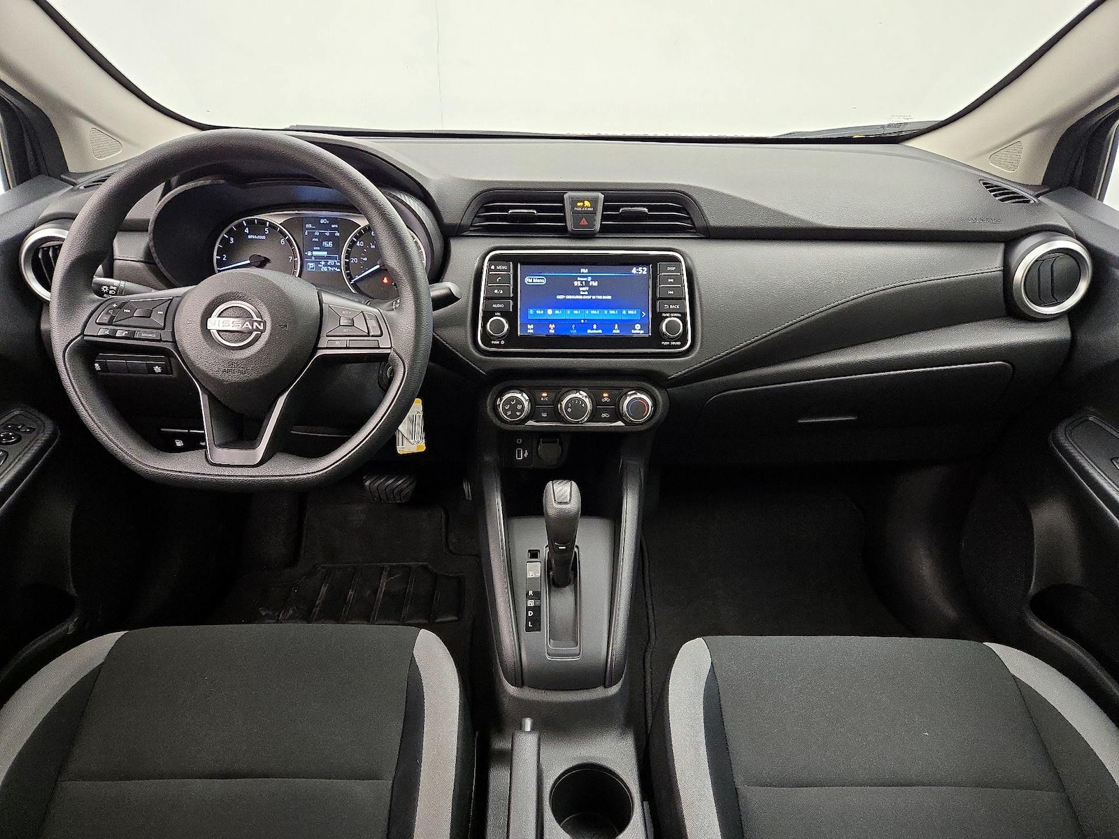 2025 Nissan Versa Sedan S - Photo 10