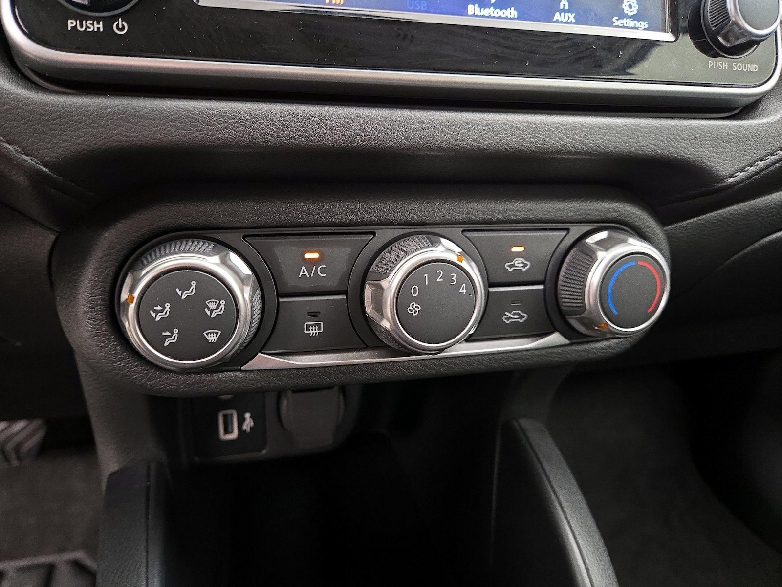 2025 Nissan Versa Sedan S - Photo 17