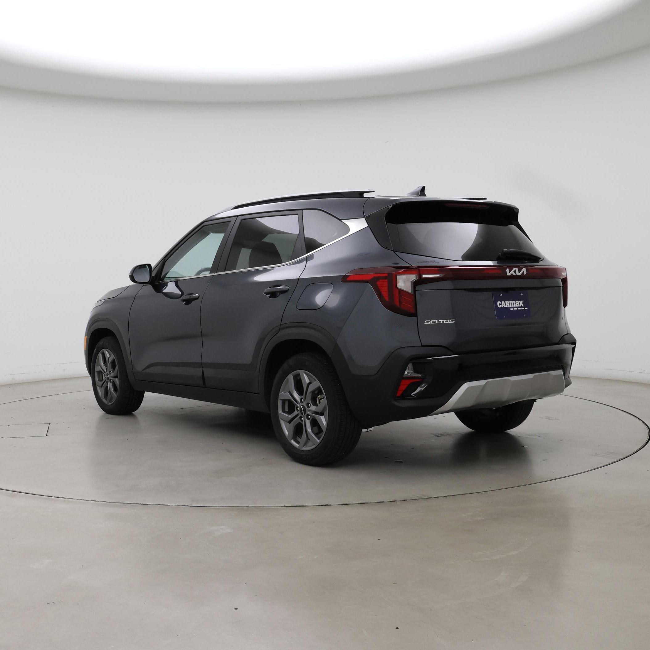 Thumbnail: 2024 Kia Seltos - 2