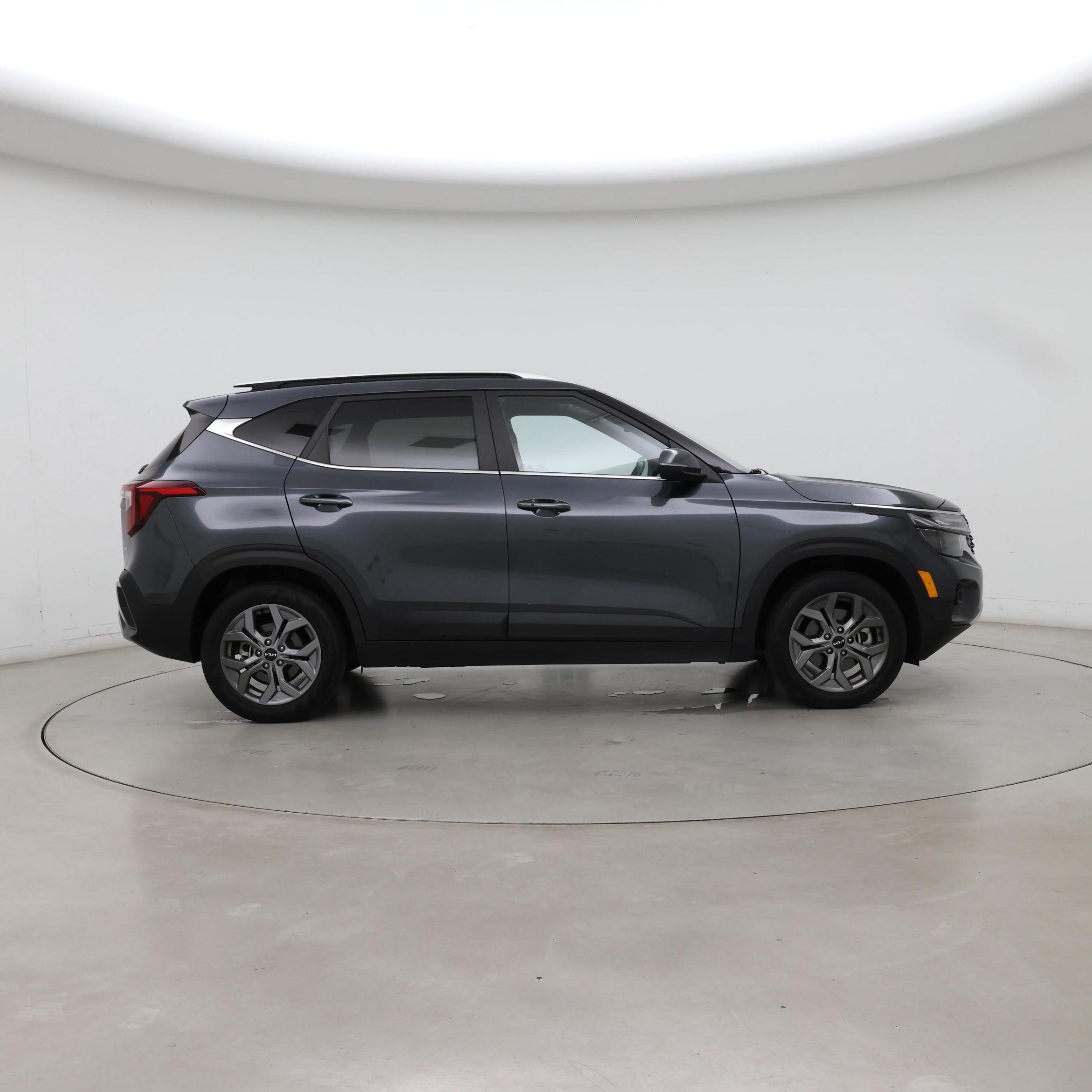 Thumbnail: 2024 Kia Seltos - 7