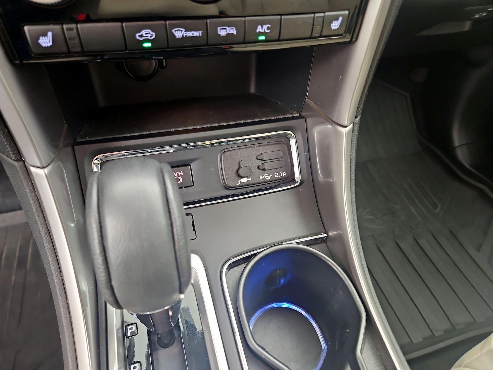 2021 Subaru Ascent Limited - Photo 18