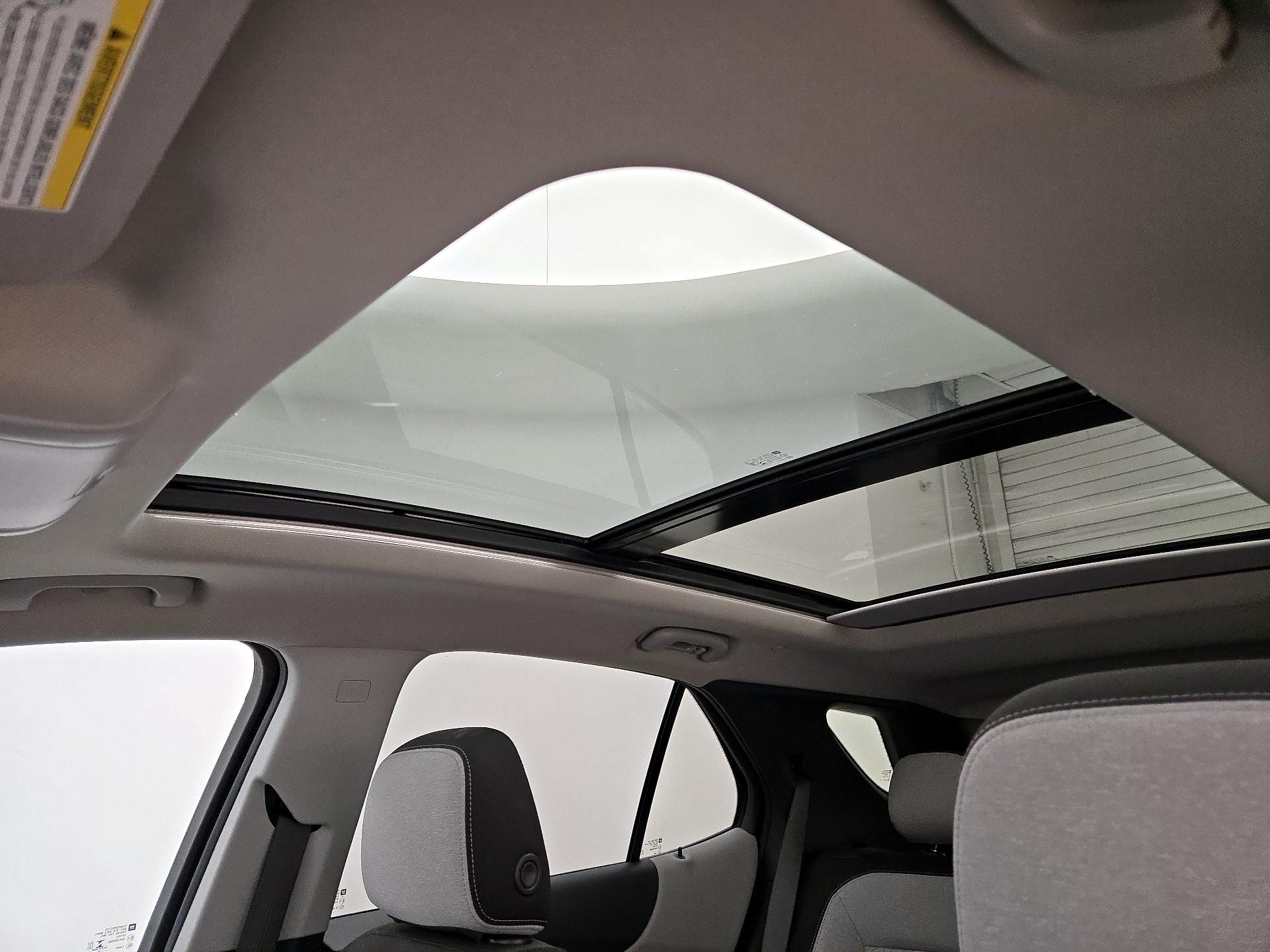 Thumbnail: 2022 Chevrolet Equinox - 20
