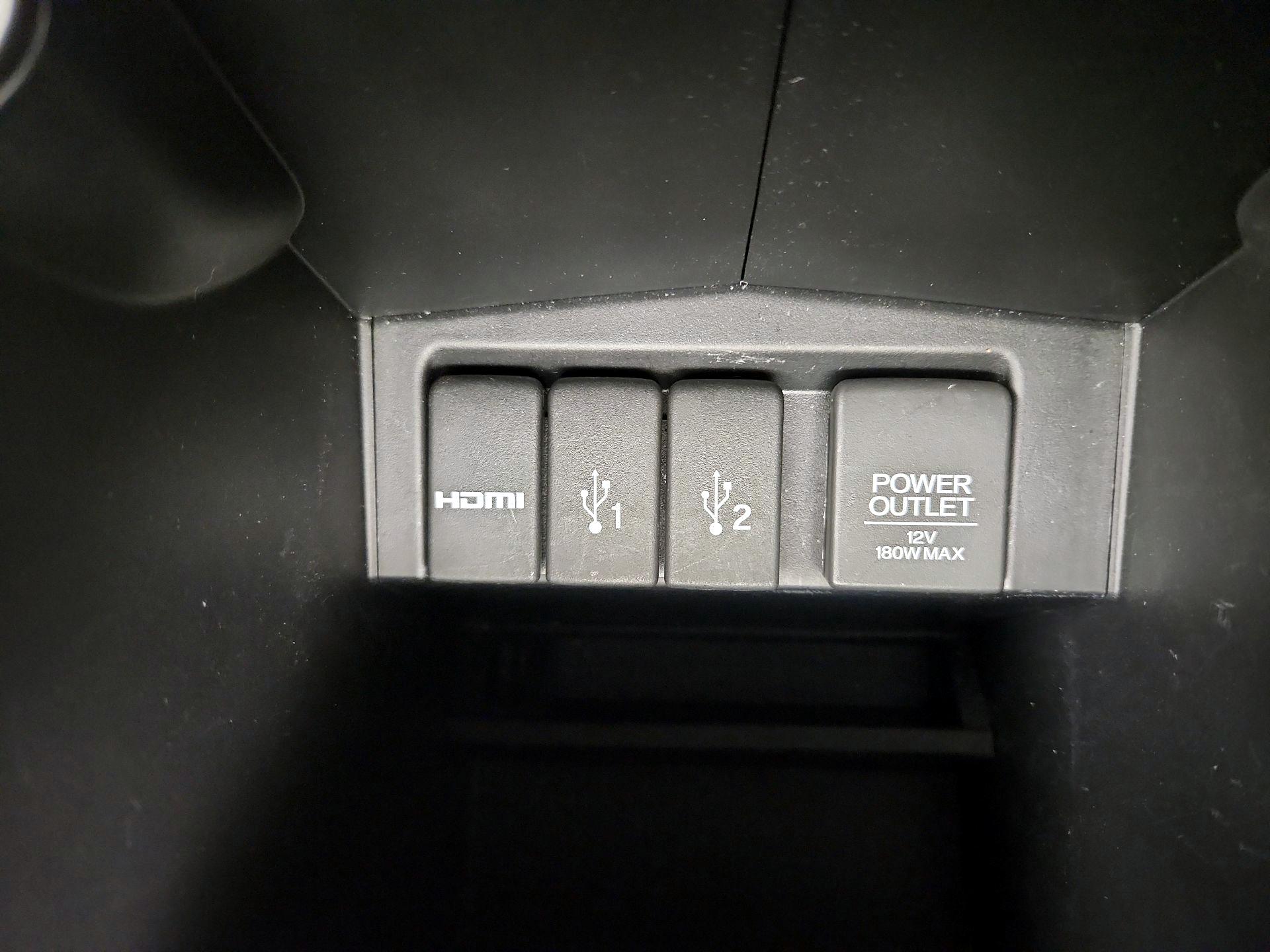 Thumbnail: 2016 Honda CR-V - 18