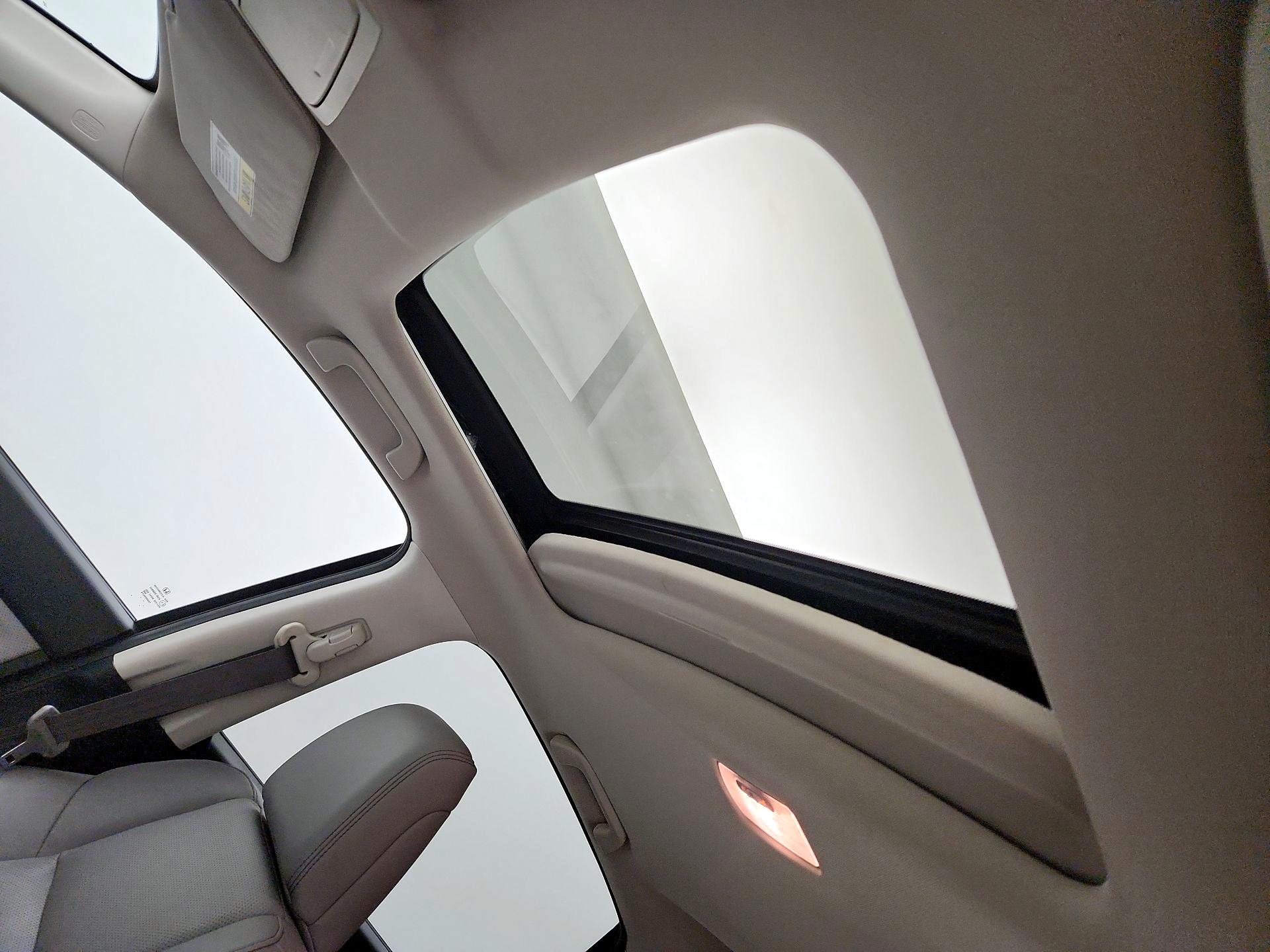Thumbnail: 2016 Honda CR-V - 19