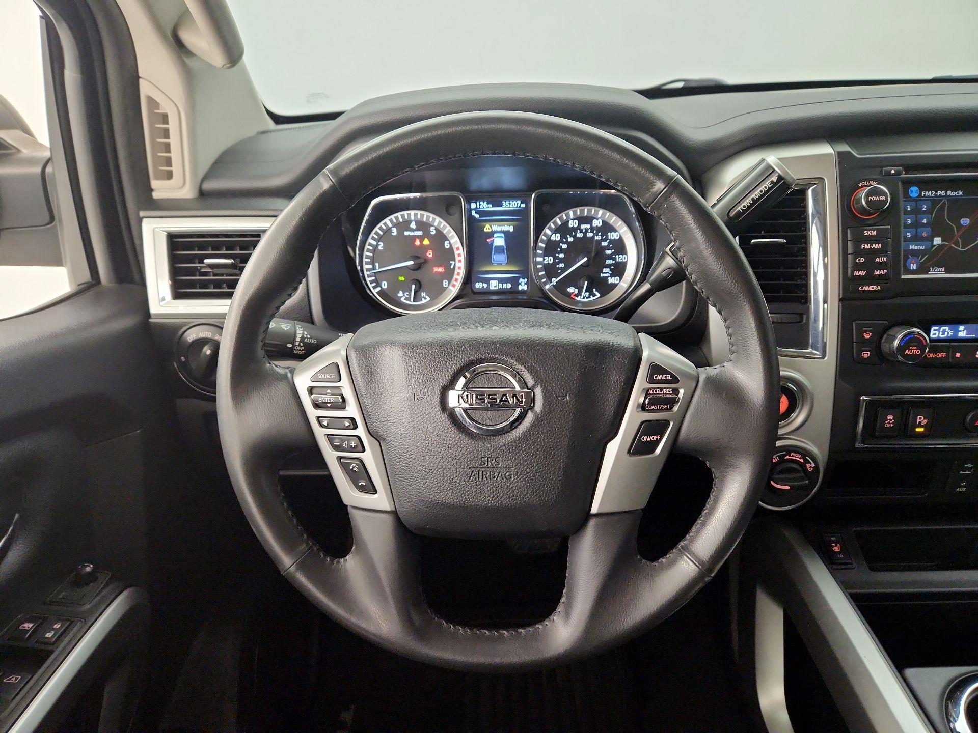Thumbnail: 2018 Nissan Titan - 10
