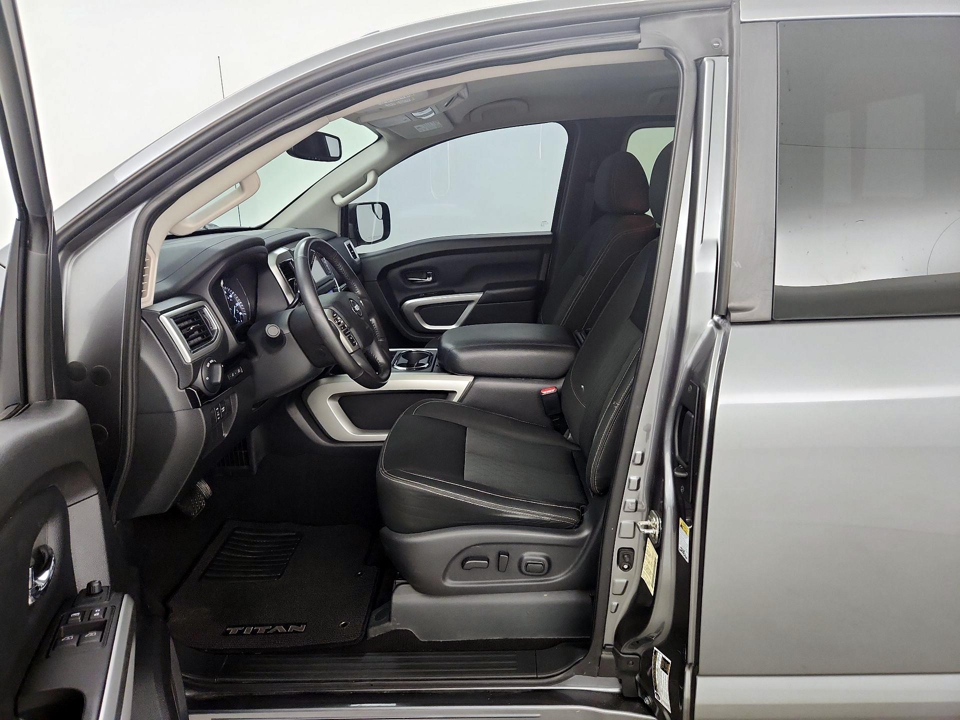 Thumbnail: 2018 Nissan Titan - 11