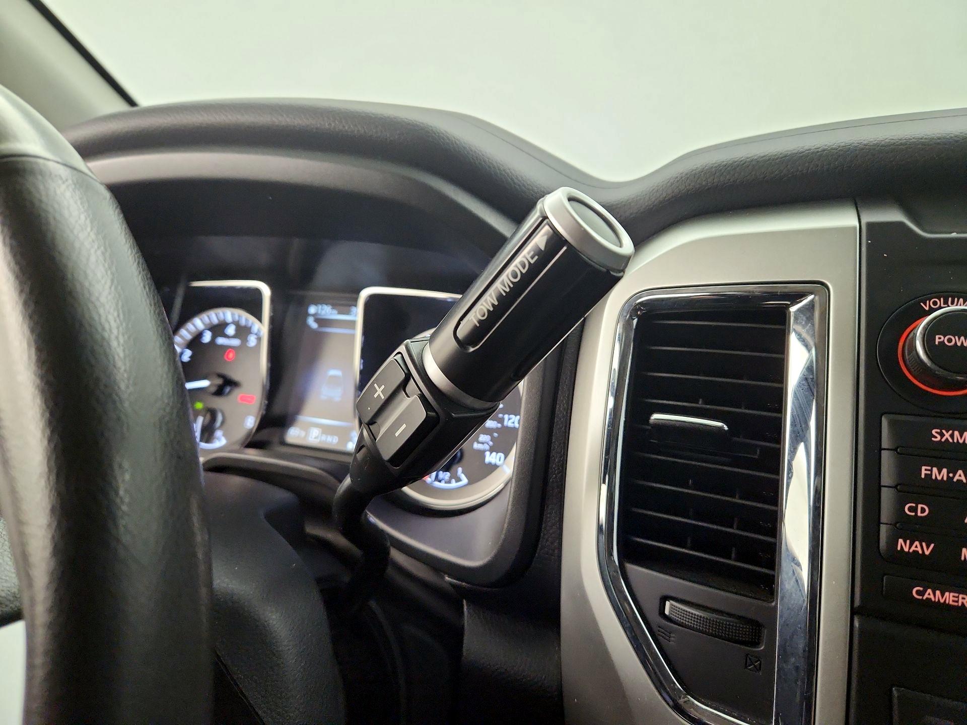 Thumbnail: 2018 Nissan Titan - 18