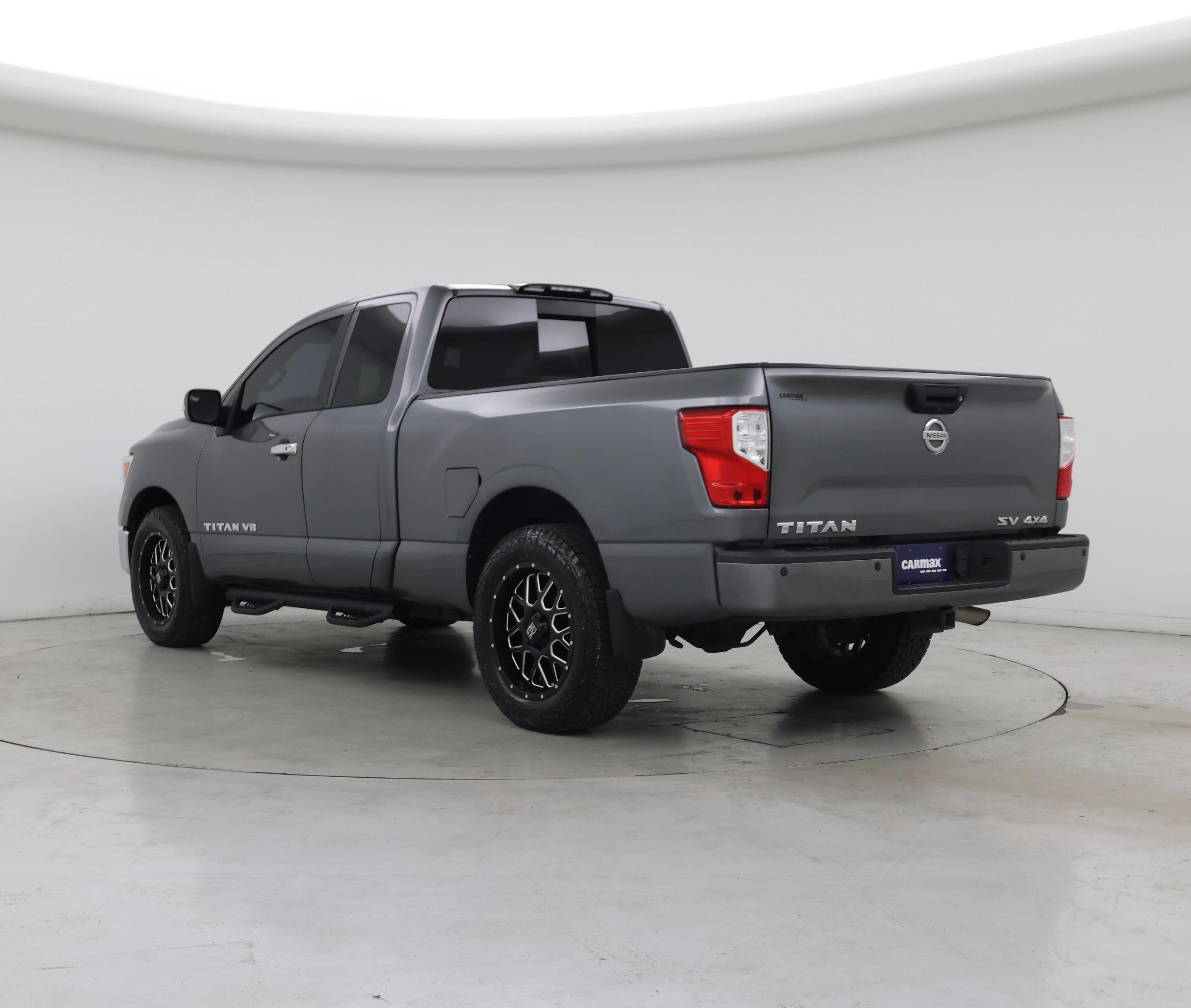Thumbnail: 2018 Nissan Titan - 2
