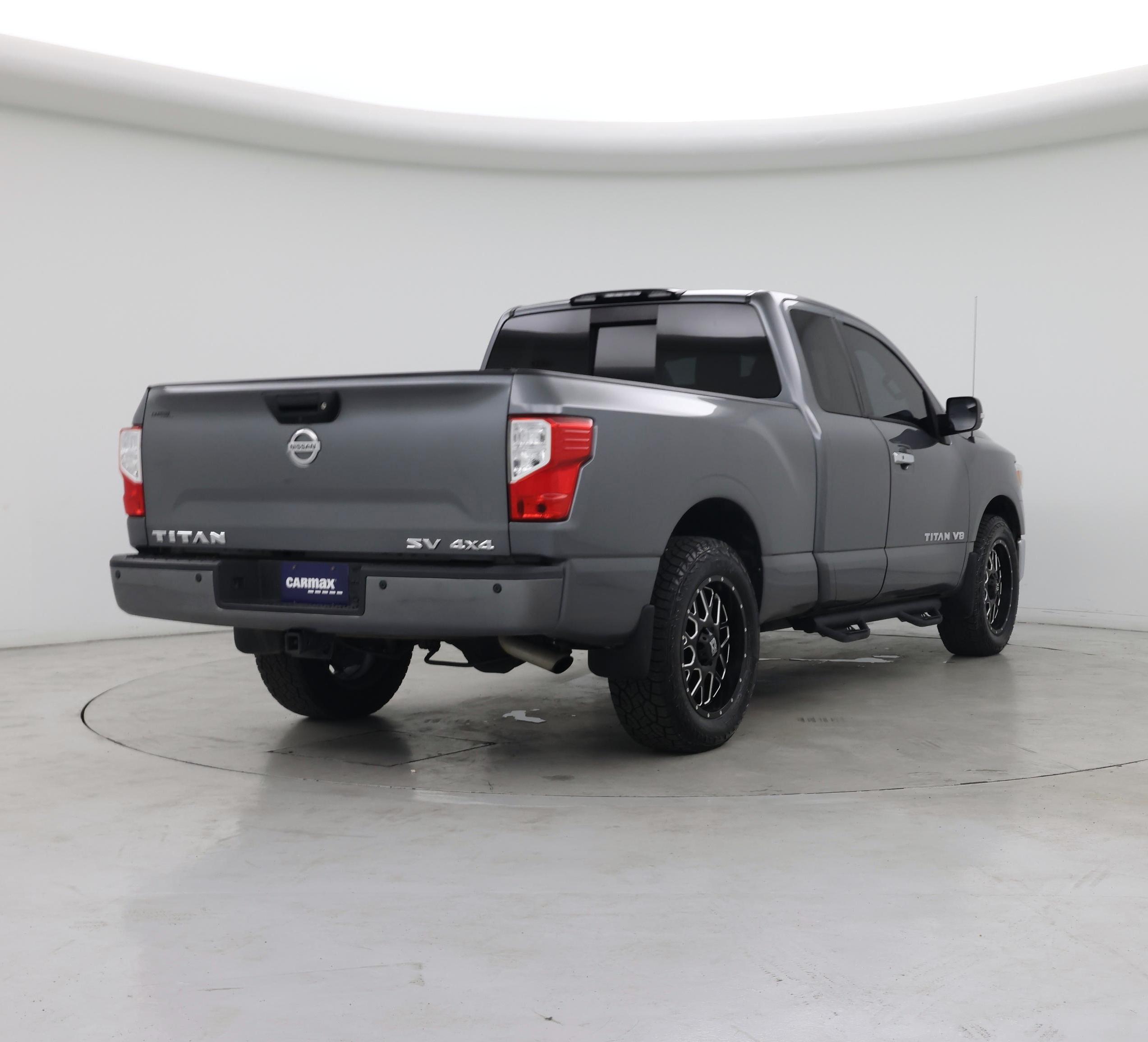 Thumbnail: 2018 Nissan Titan - 8