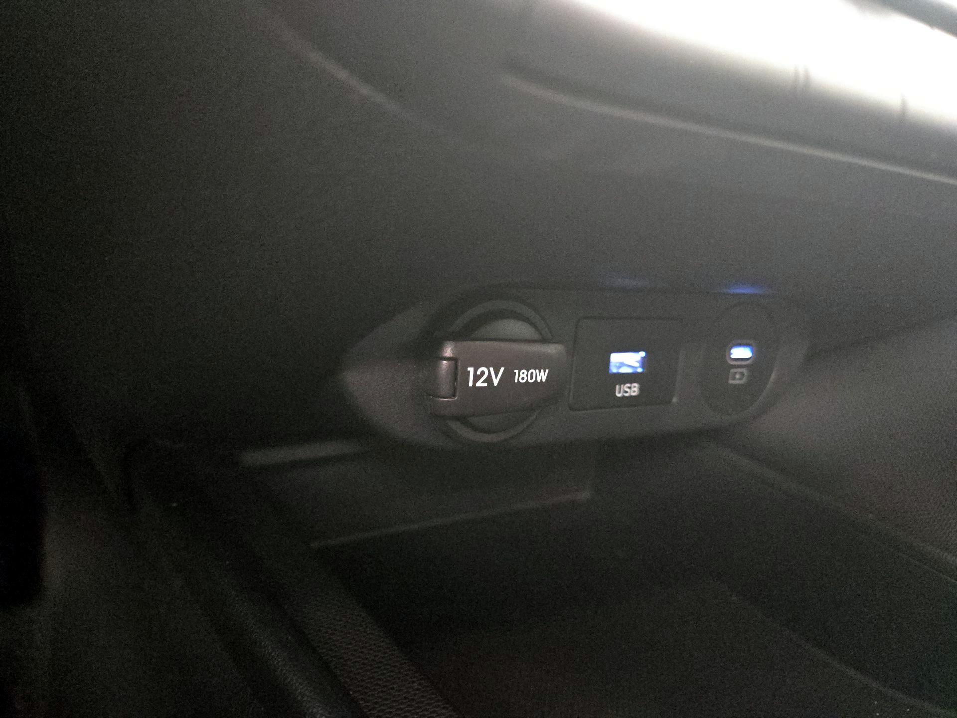 Thumbnail: 2025 Hyundai Elantra - 18
