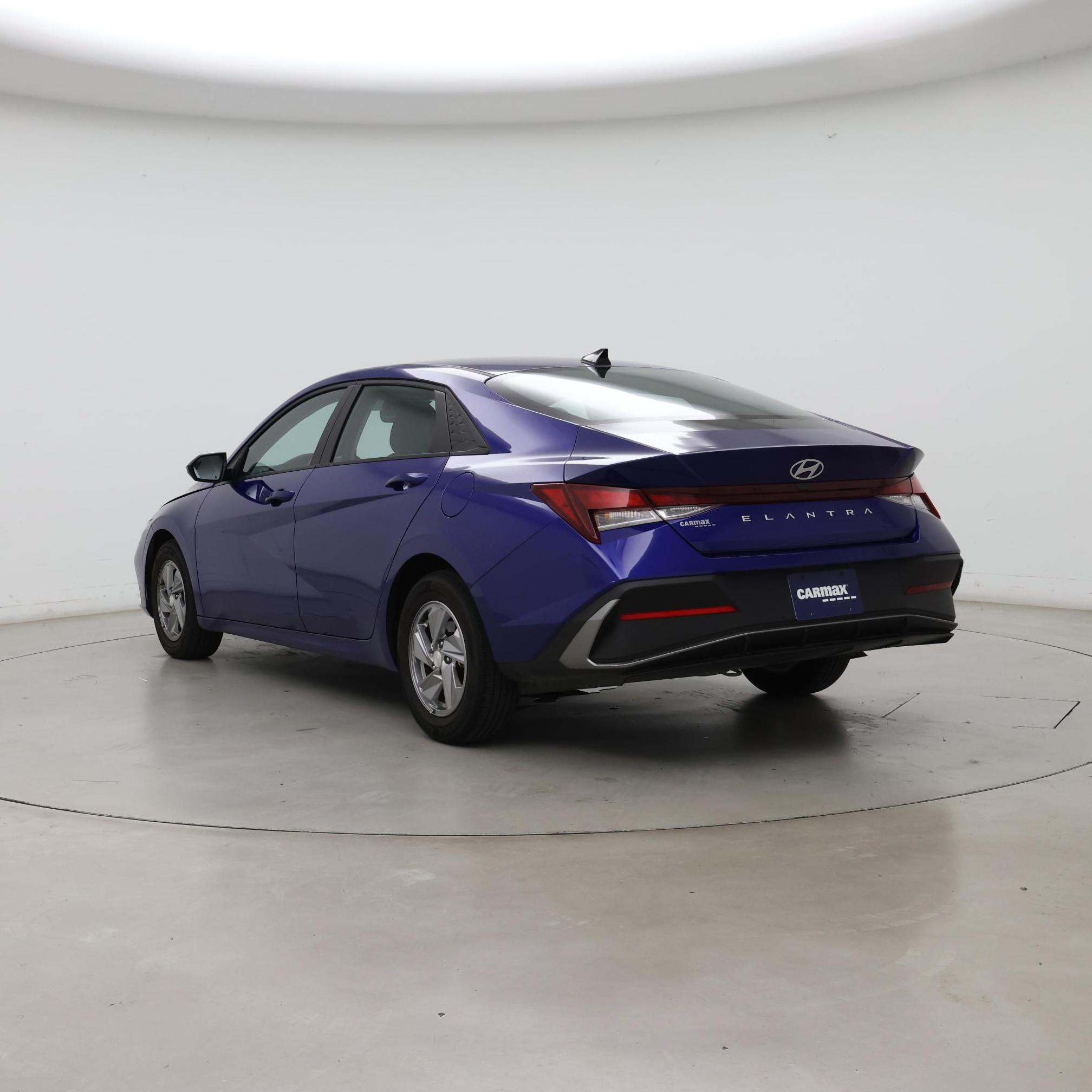 Thumbnail: 2025 Hyundai Elantra - 2