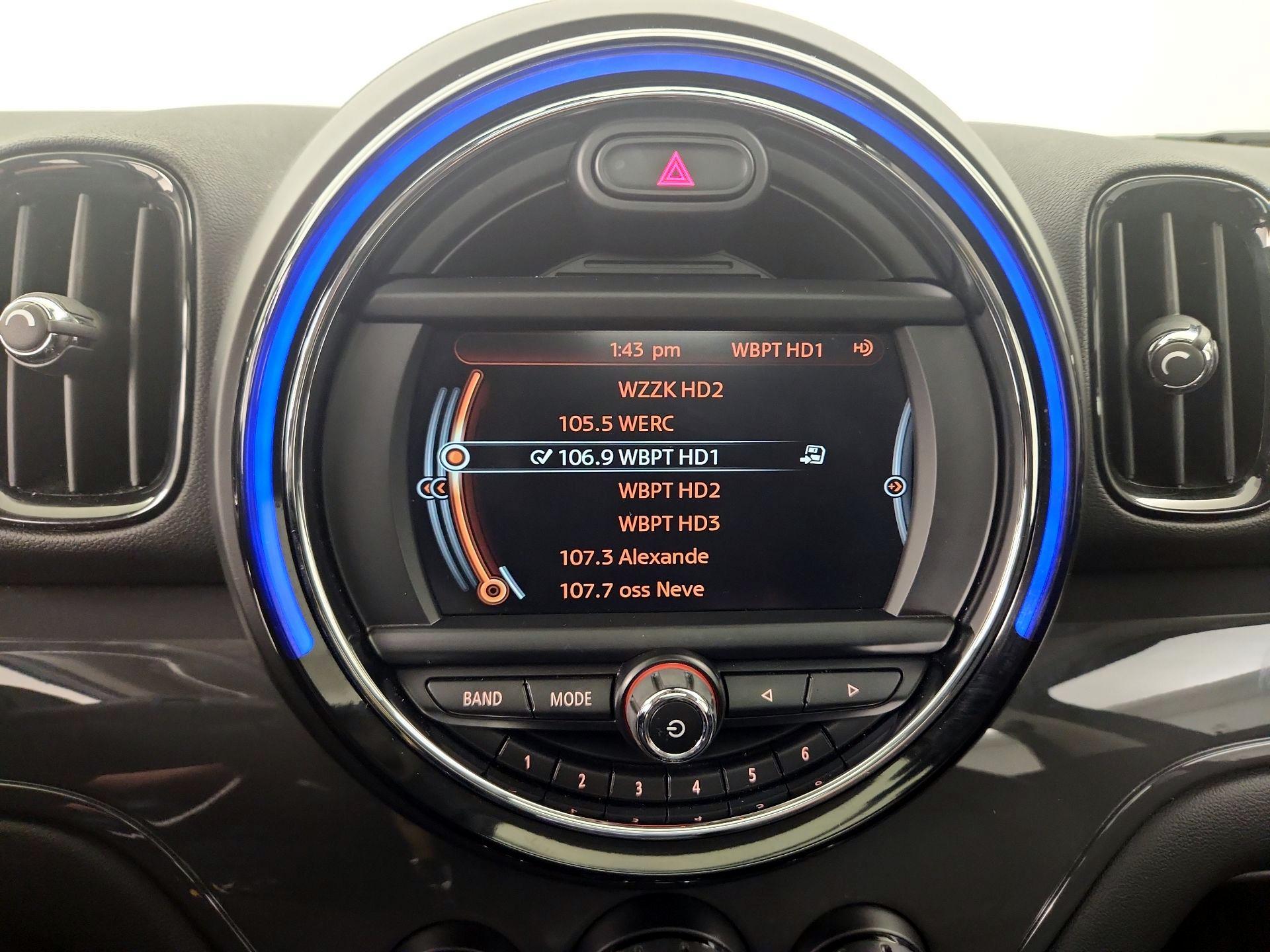 Thumbnail: 2017 MINI Cooper Countryman - 15