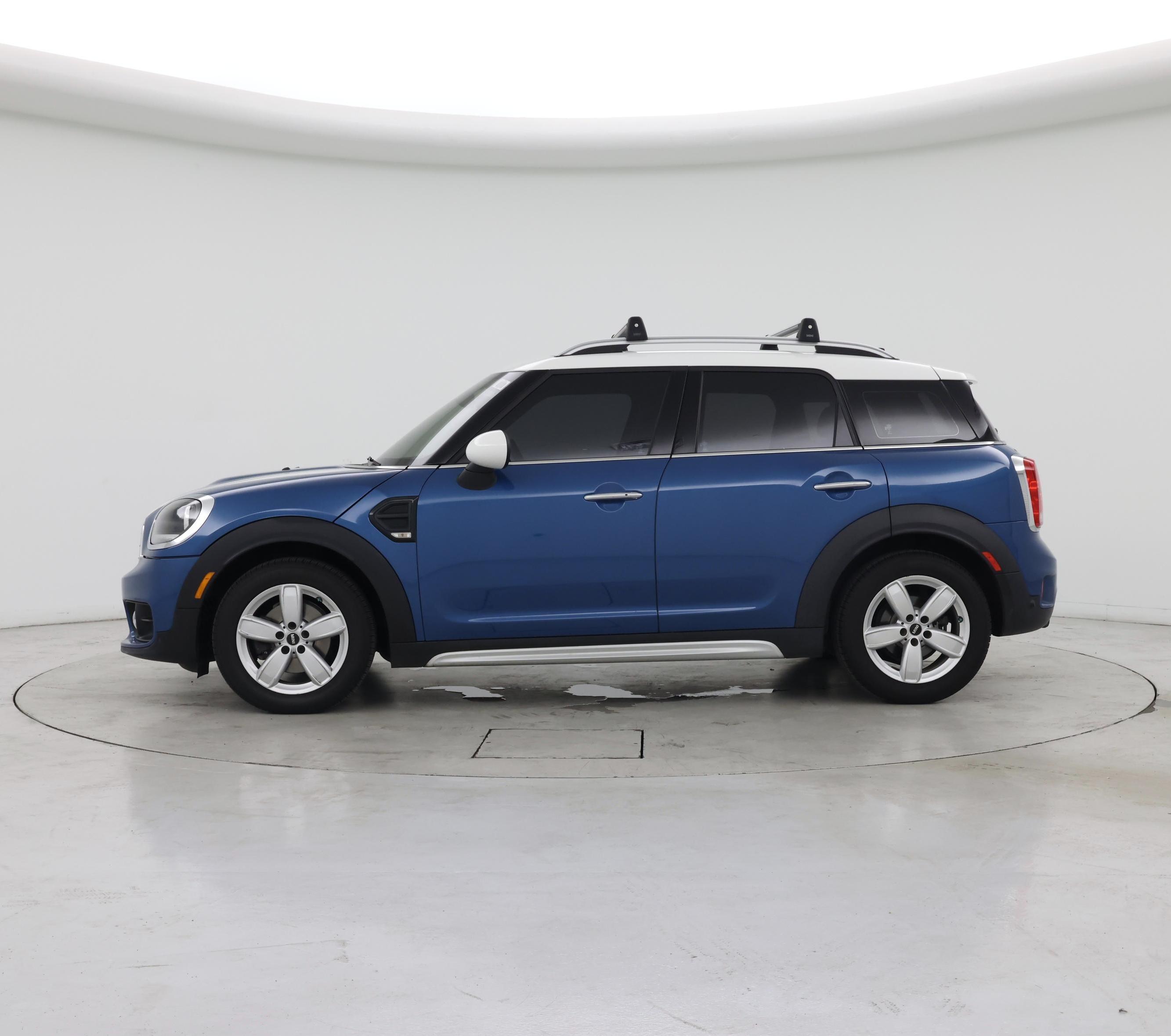 Thumbnail: 2017 MINI Cooper Countryman - 3