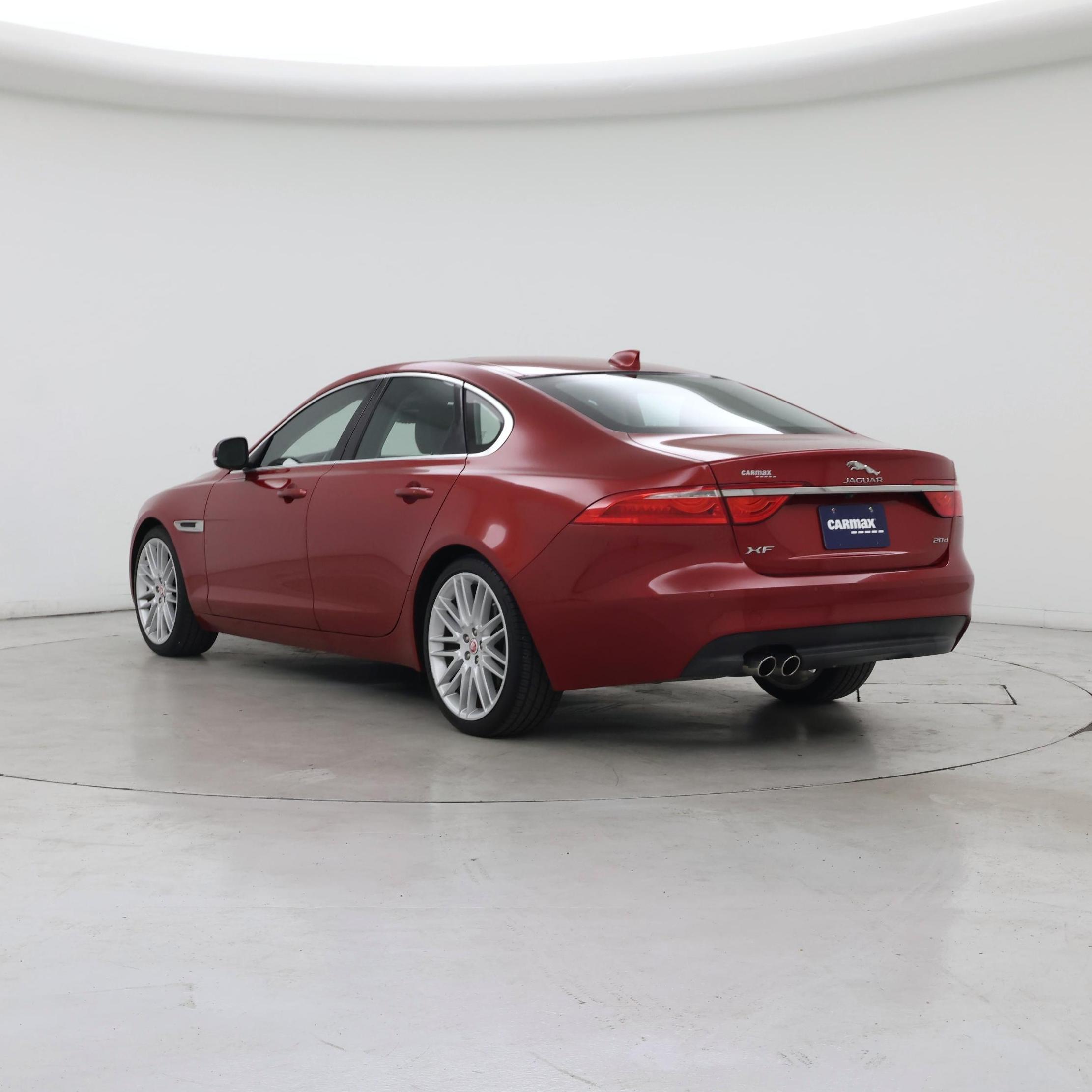 Thumbnail: 2017 Jaguar XF - 2