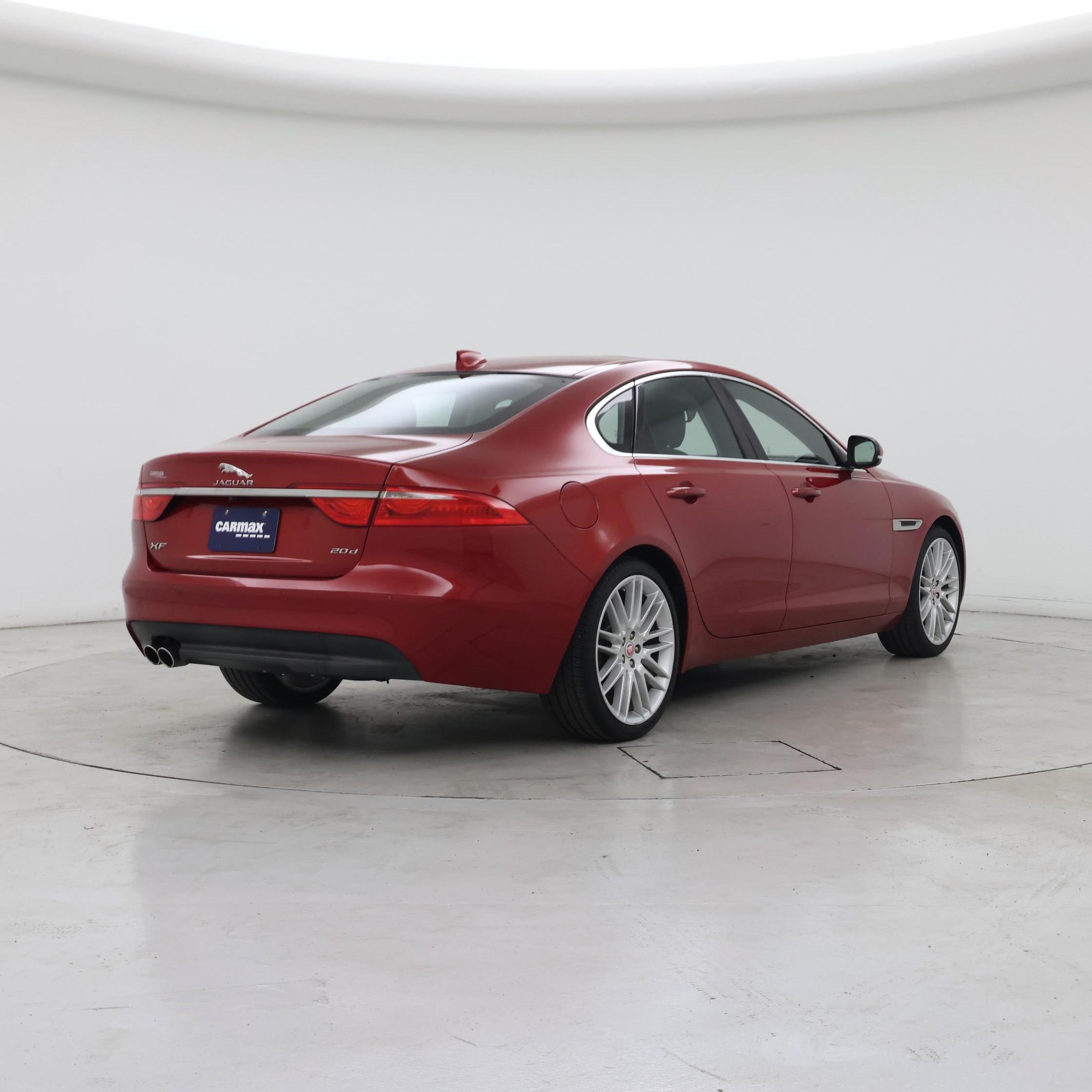 Thumbnail: 2017 Jaguar XF - 8