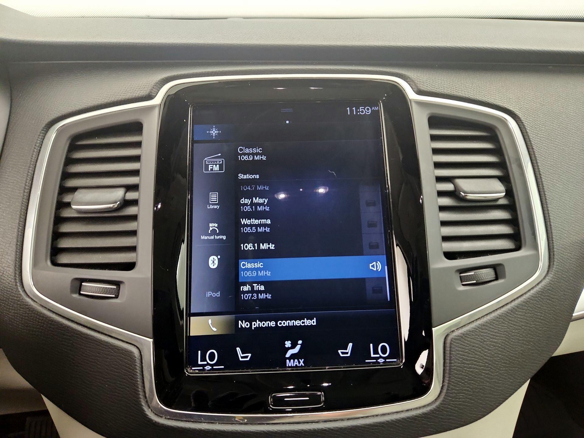 Thumbnail: 2018 Volvo XC90 - 16
