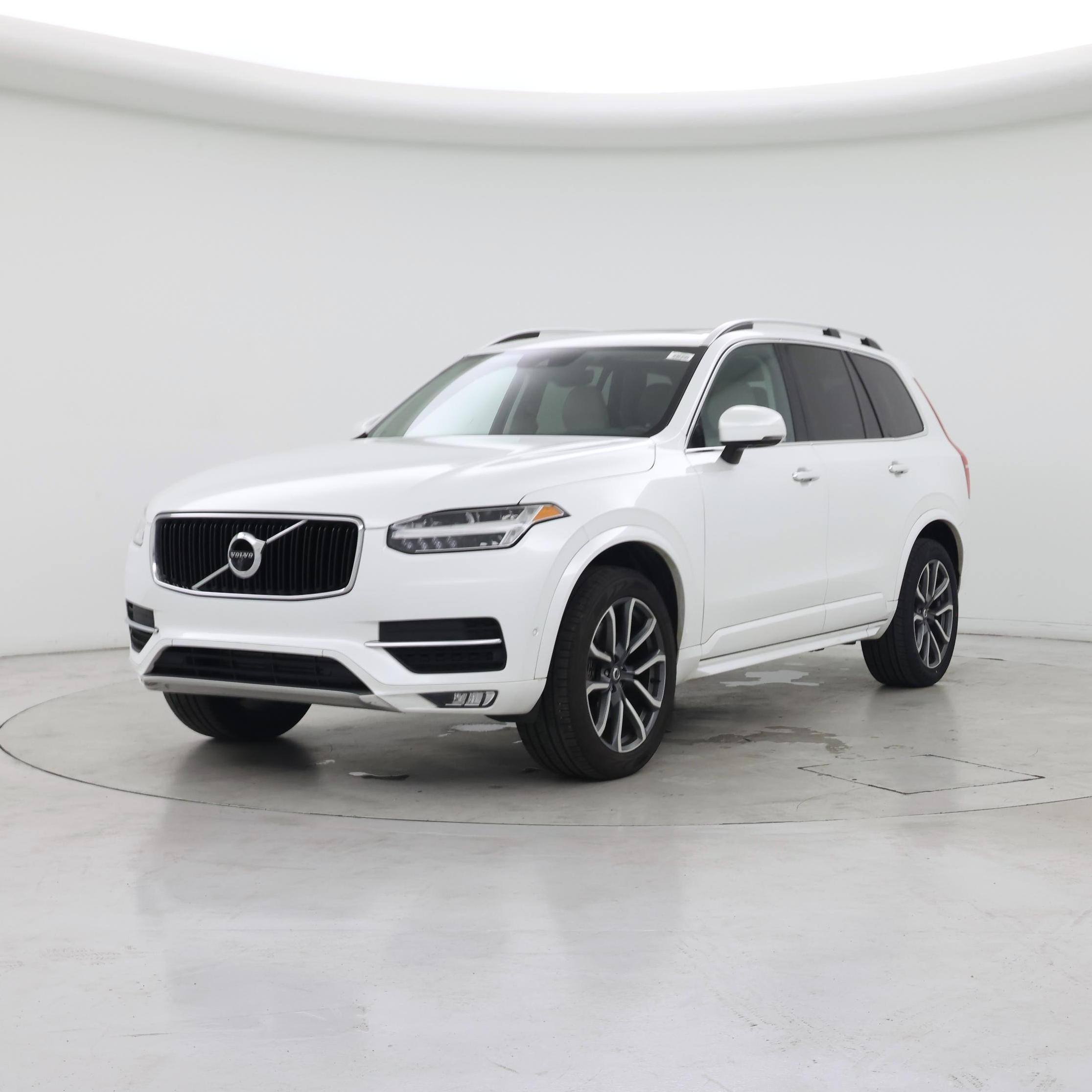 Thumbnail: 2018 Volvo XC90 - 4